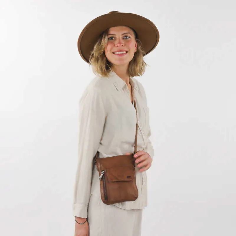 BEAR DESIGN Umhängetasche Cognac Leder