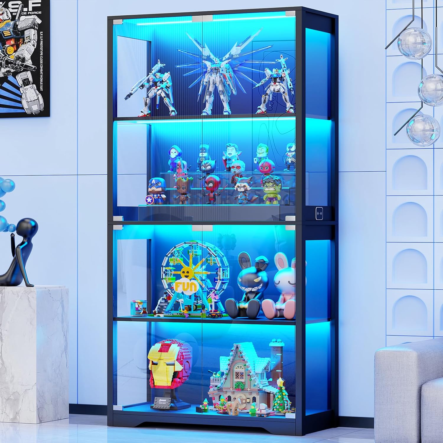 Vitrine mit LED Beleuchtung und Glastüren, Sammlervitrine, Vitrinenschrank mit Intelligente Sensorik, 4-Lagen Glasvitrine Staubdicht für Wohnzimmer Schlafzimmer Büro, Schwarz
