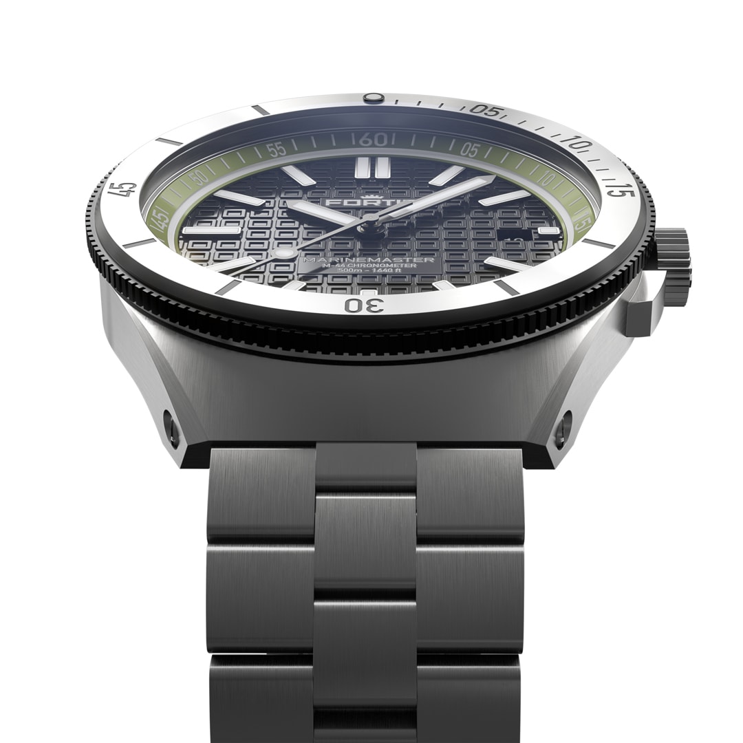 Fortis Marinemaster M-44 Chronometer Woodpecker Green Block Bracelet