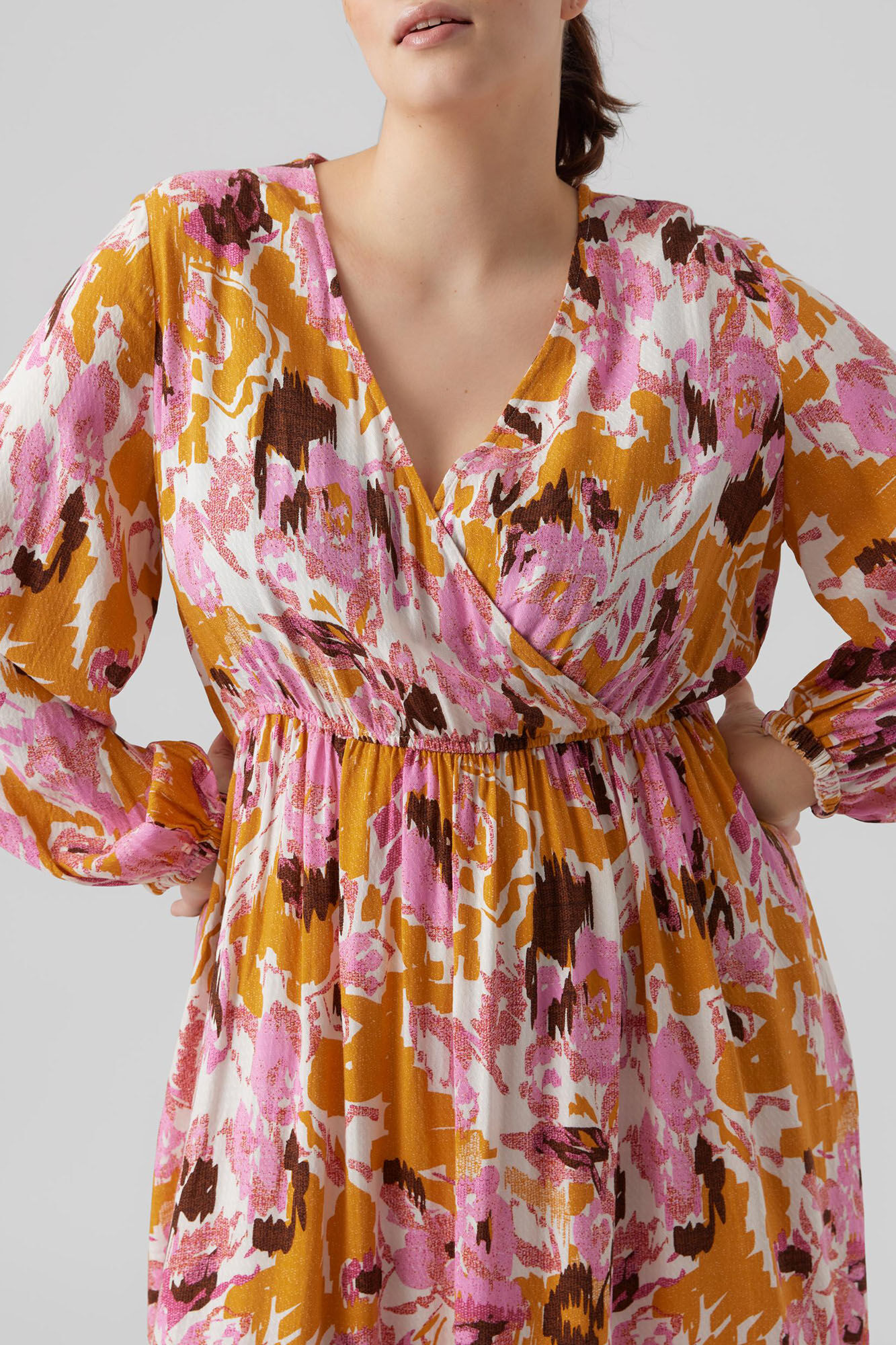 Vestido midi plus size - Laranja