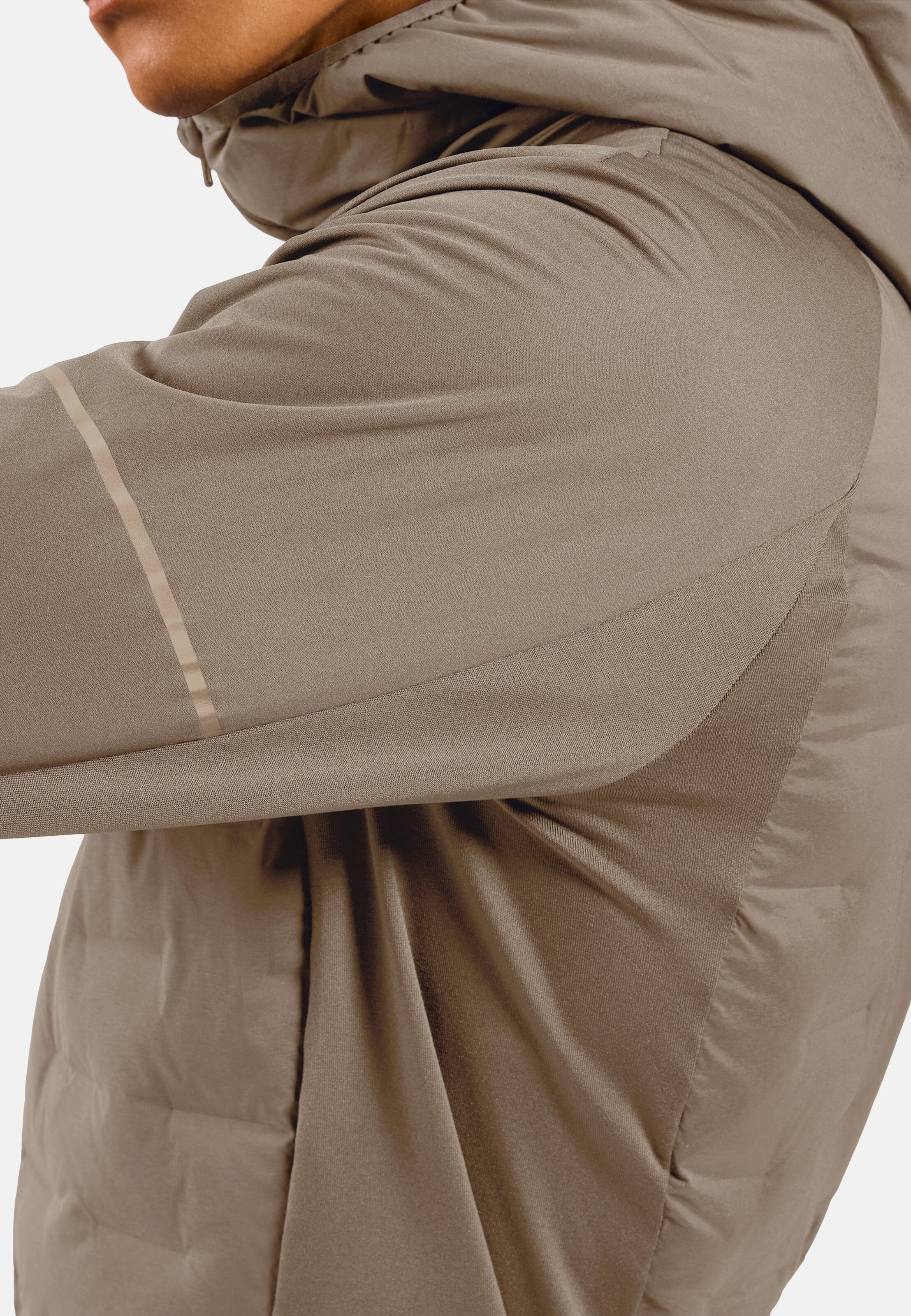 Zeroweight Insulator Laufjacke in cinder