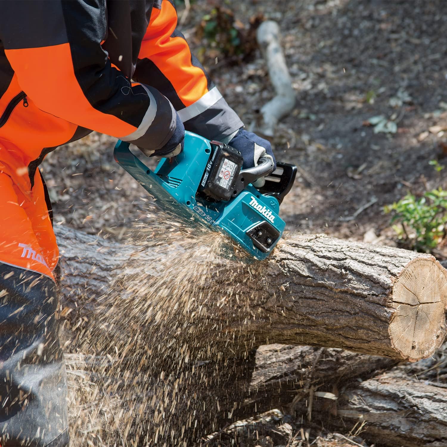 Makita DUC405Z Twin 18V (36V) Li-ion LXT Brushless 40cm Kettensäge - Batterien und Ladegerät nicht im Lieferumfang enthalten