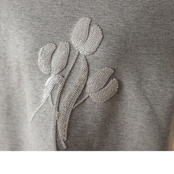 Kwuartz - Sweatshirt met ronde hals en bloemenpailletten