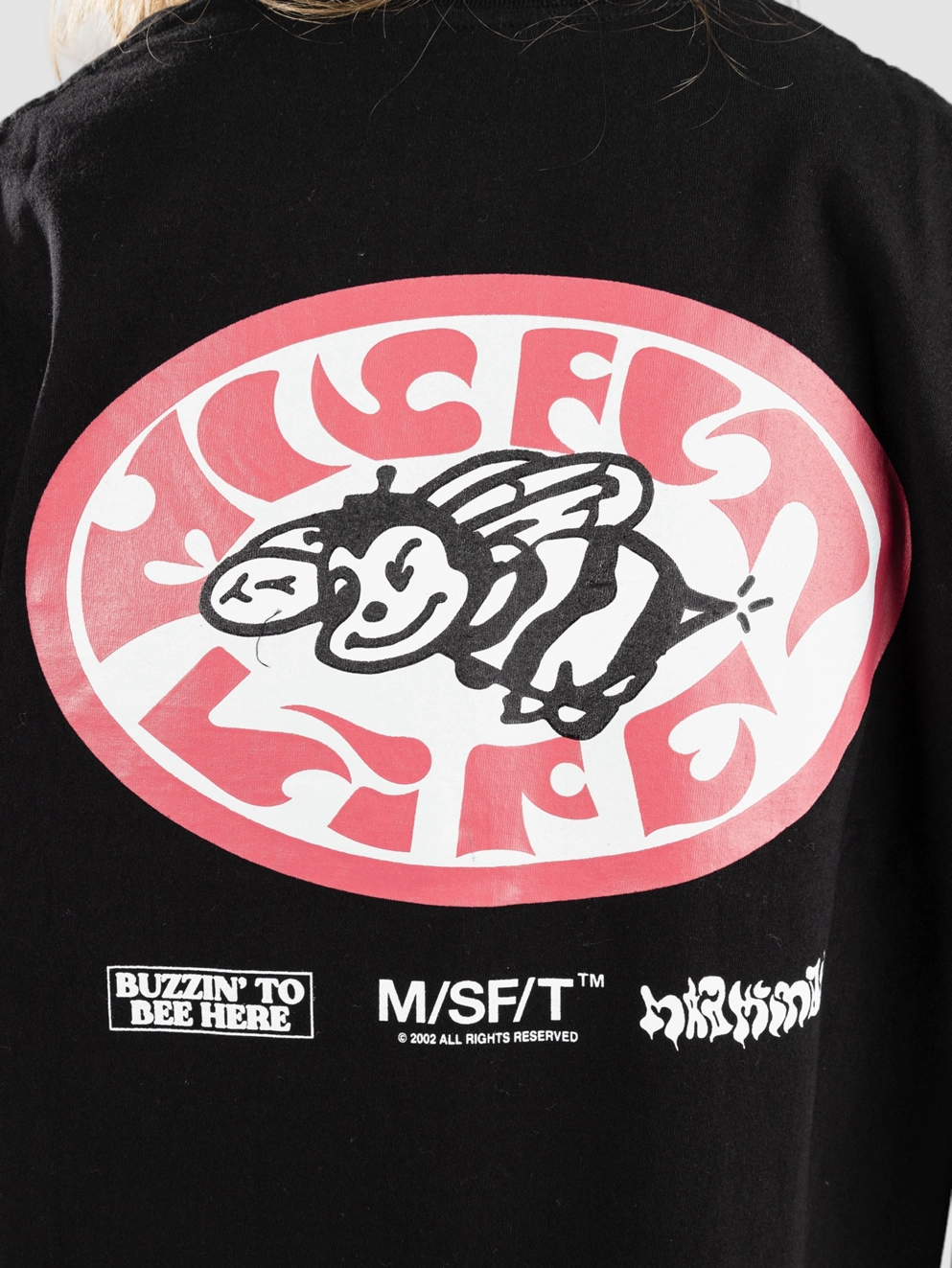 Misfit Shapes Life Of Bees 50-50 T-Shirt washed black