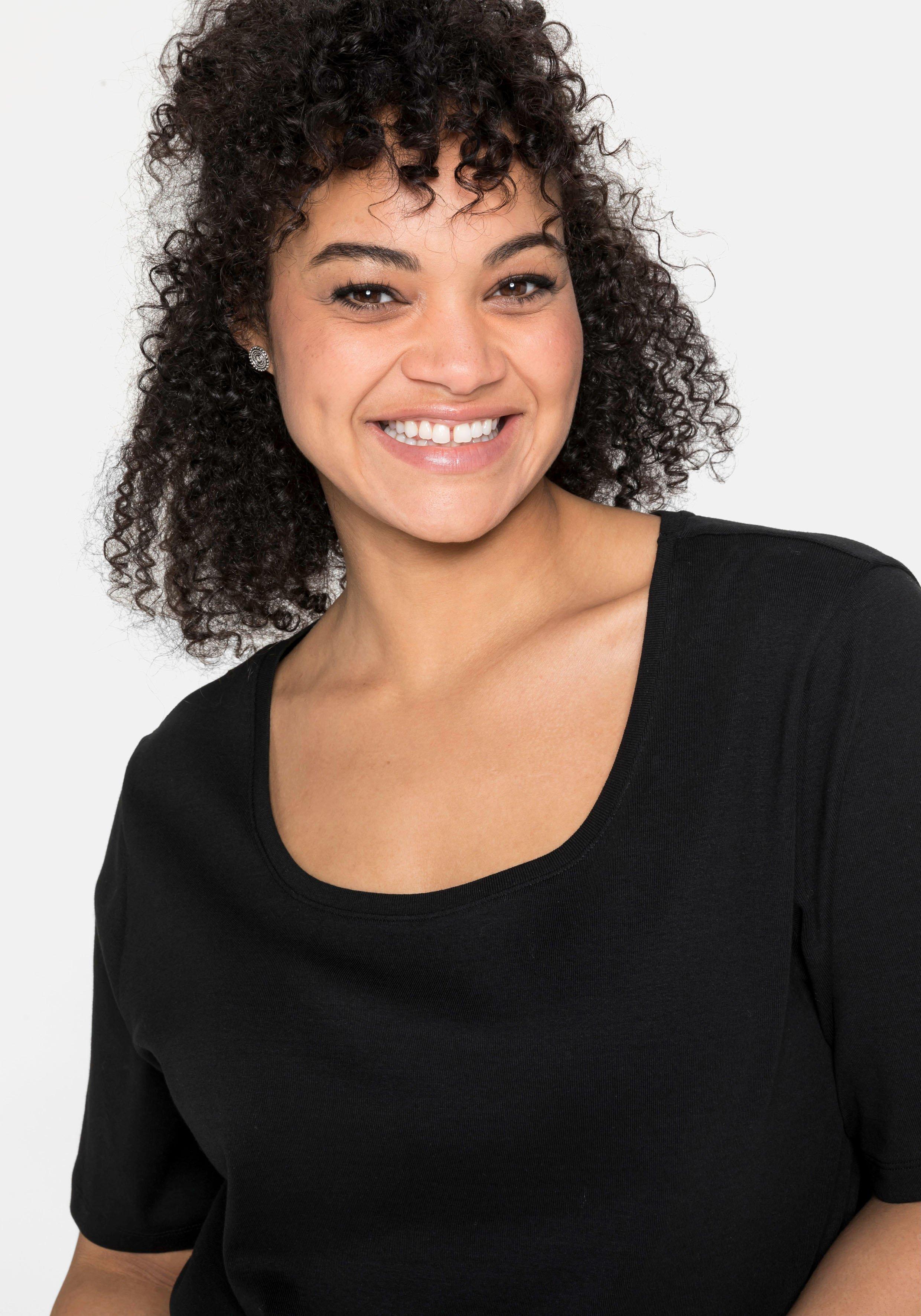 T-Shirt mit tiefem Ausschnitt und längerem Ärmel