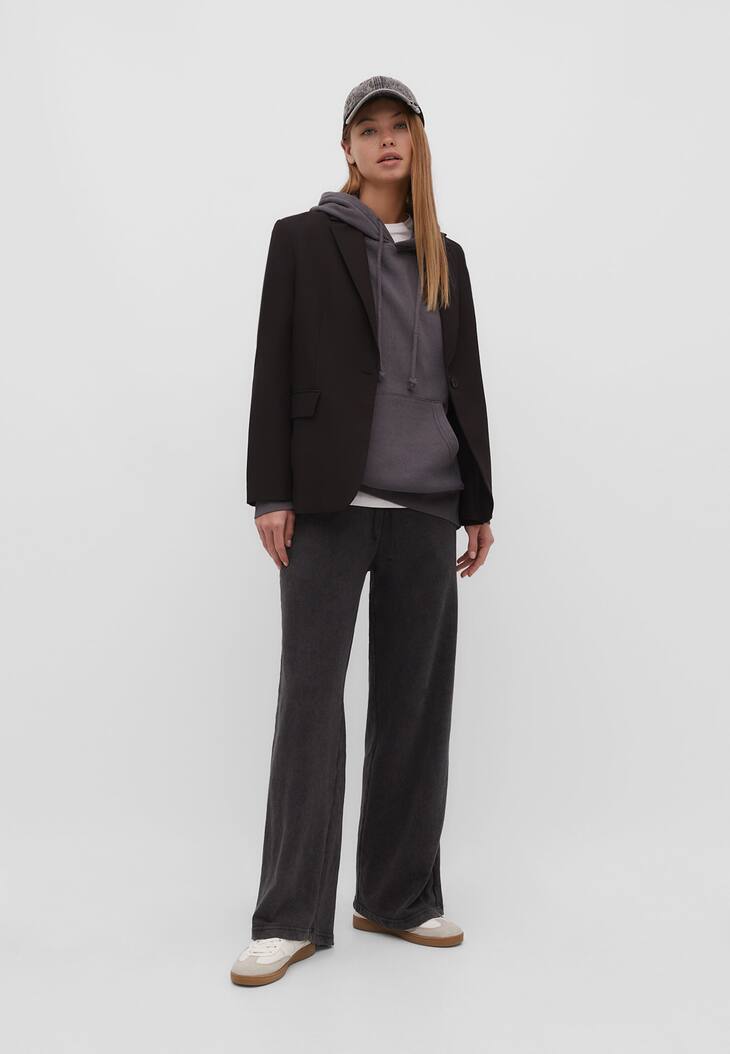 moletom oversized desbotado com textura felpuda