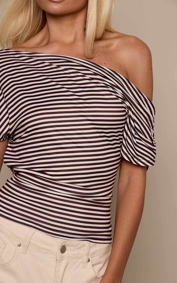 Monochrome Haut Asymétrique Ample En Jersey Rayé