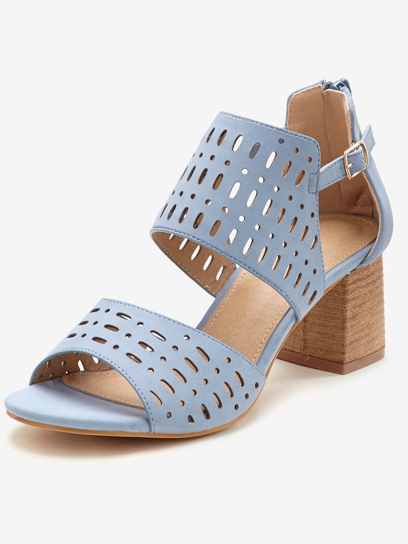 Sandales à brides petites découpes tendance