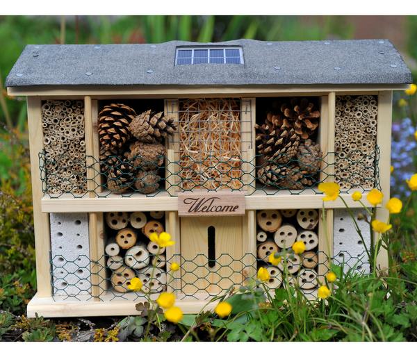 LUXUS-INSEKTENHOTELS Solar-Insektenhotel