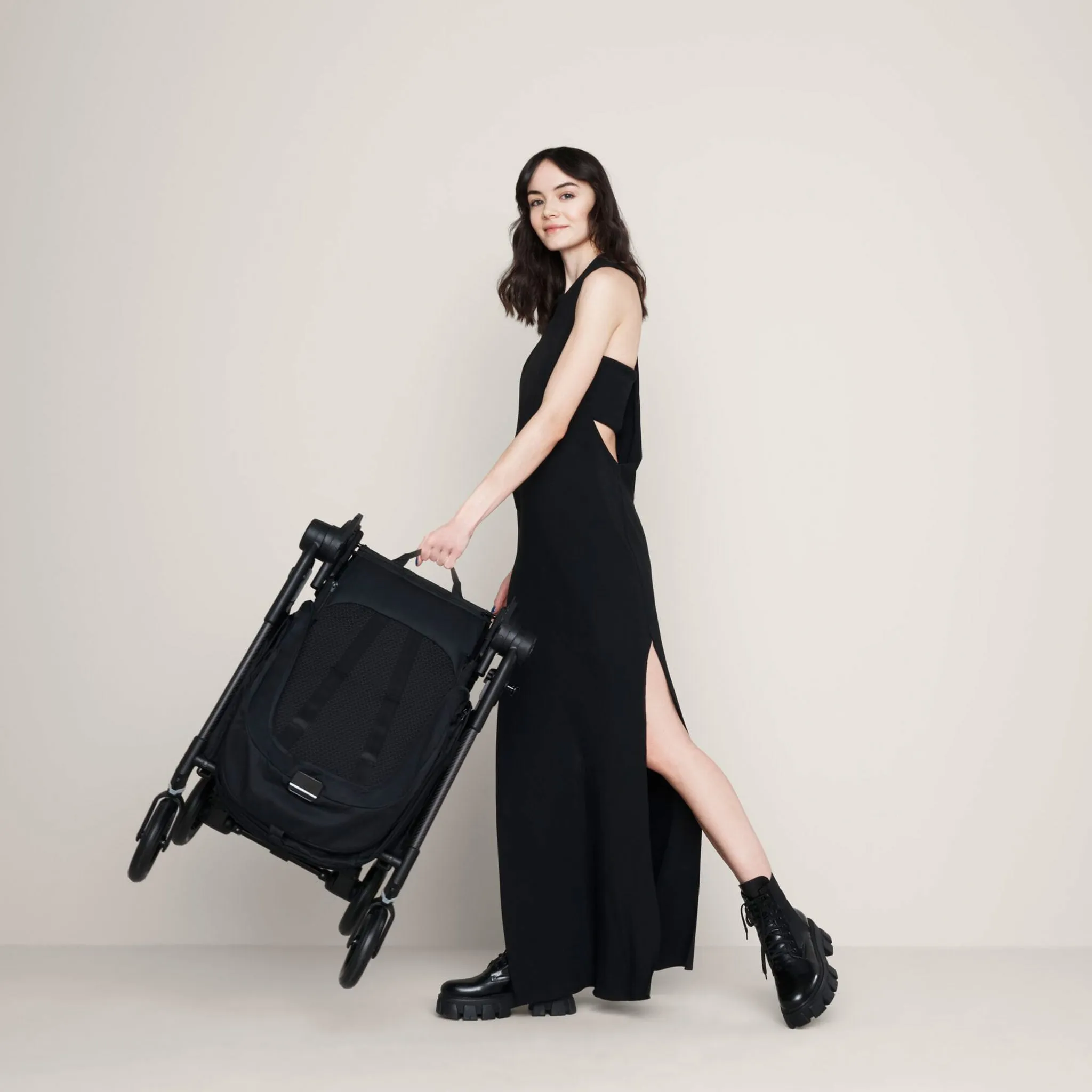 Cybex Poussette ultra légère Melio Carbon 3 - Noir lune