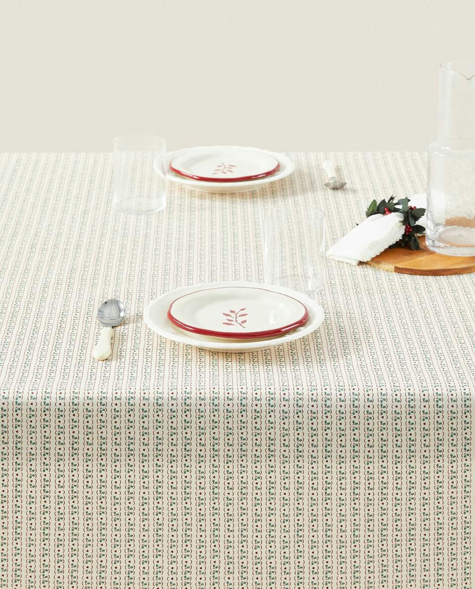 TOALHA DE MESA INFANTIL DE NATAL COM REVESTIMENTO DE RESINA