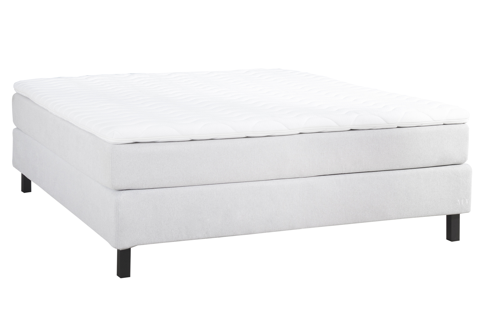 Komfort 3 kontinentalseng 150x200 cm i tekstil Primo lys grå 84 med medium/fast fasthet, Komfort 3 overmadrass og firkantet sorte ben 15 cm