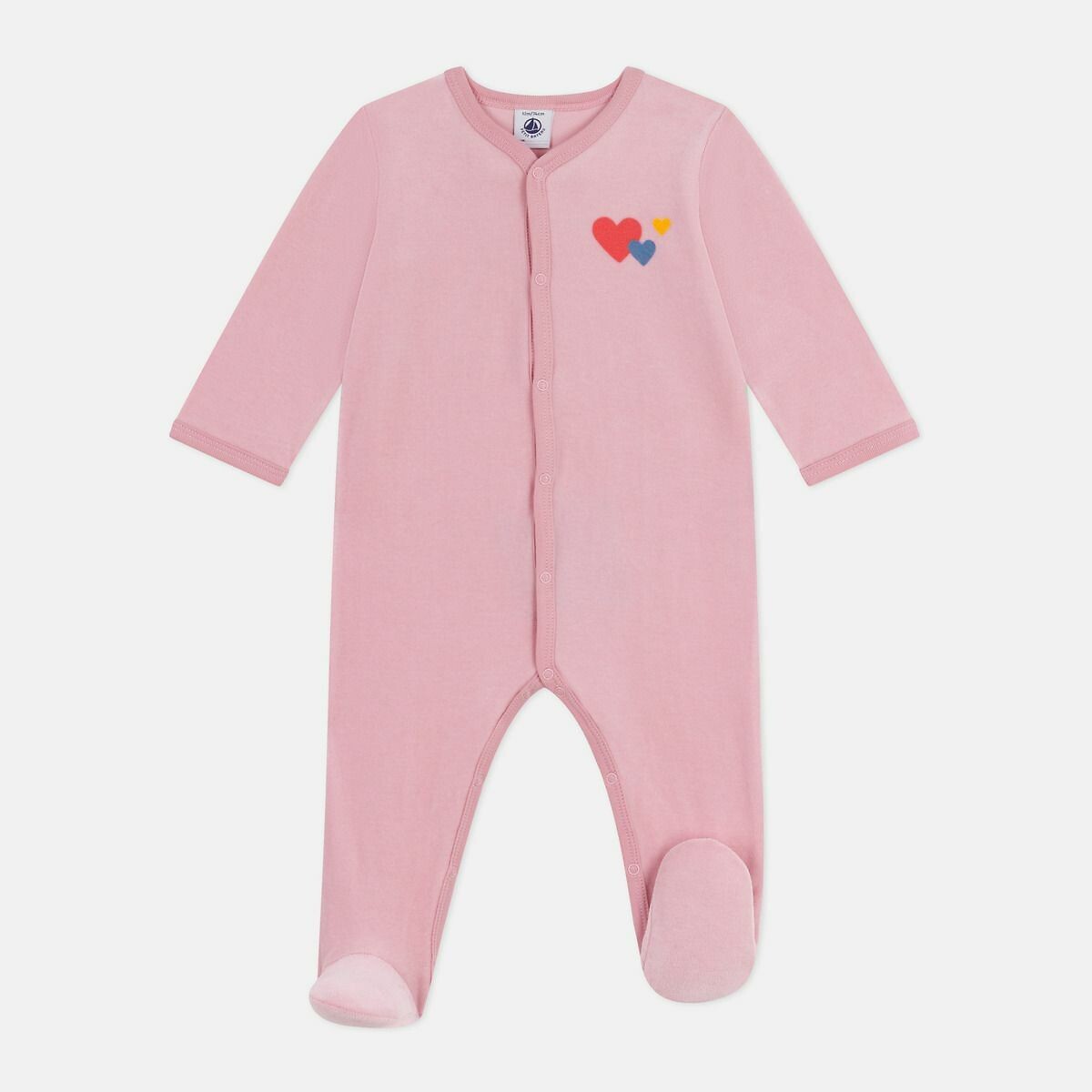 PETIT BATEAU<br>Pijama de bebê em veludo liso com corações no peito