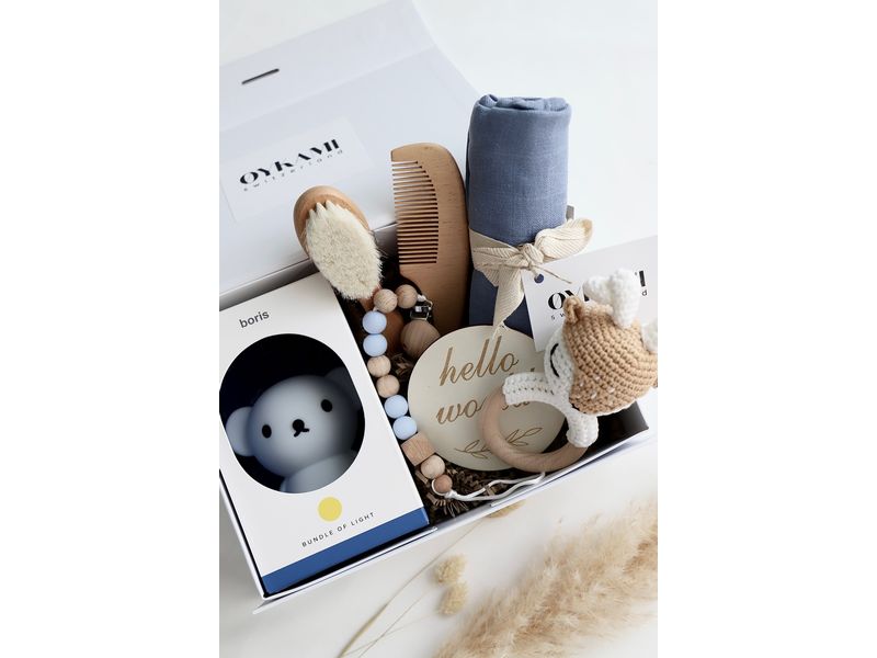 Oykami Geschenkset Madrit Junge mit Boris und Elch Geschenkbox zur Geburt