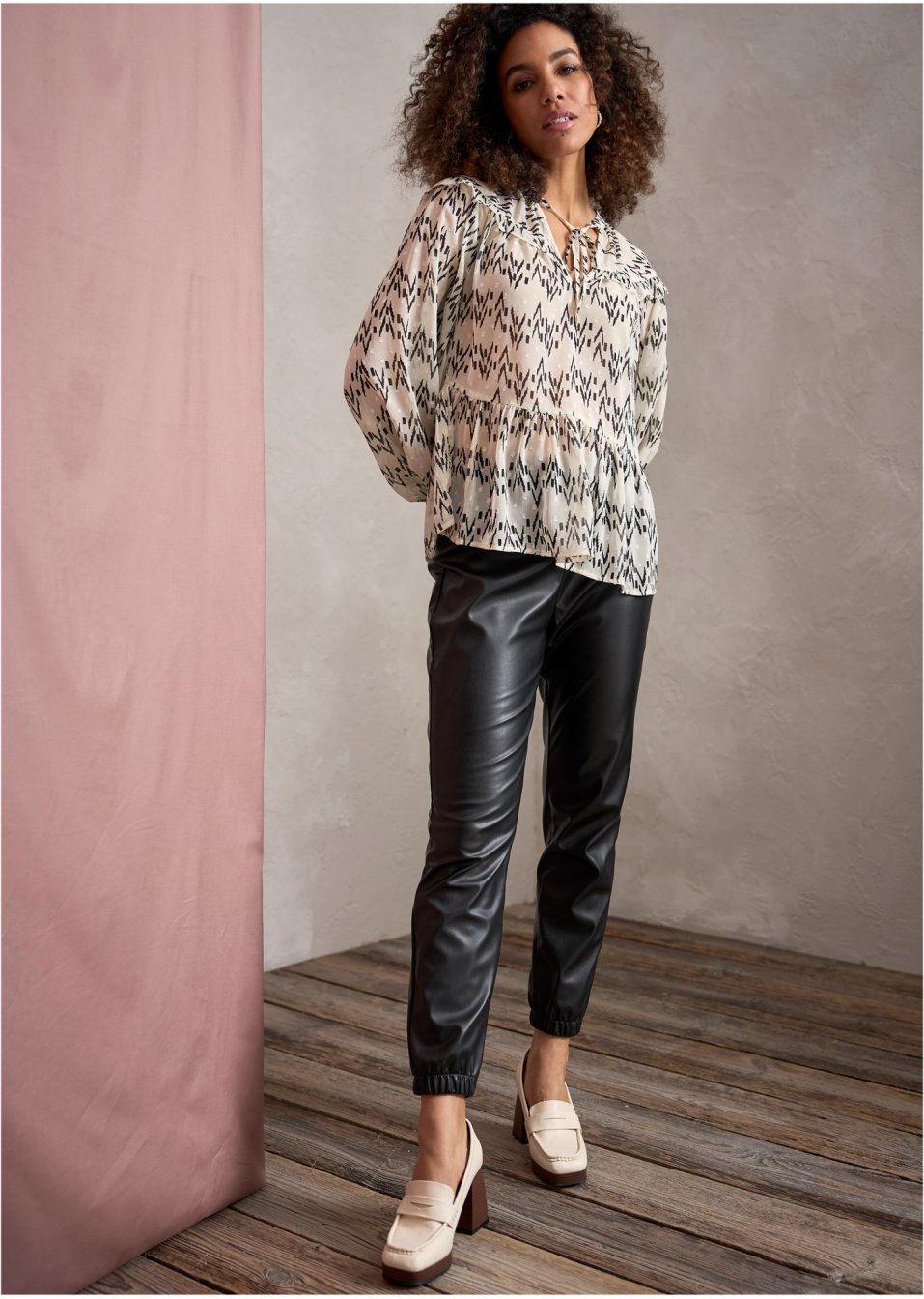 Pantalon enduit