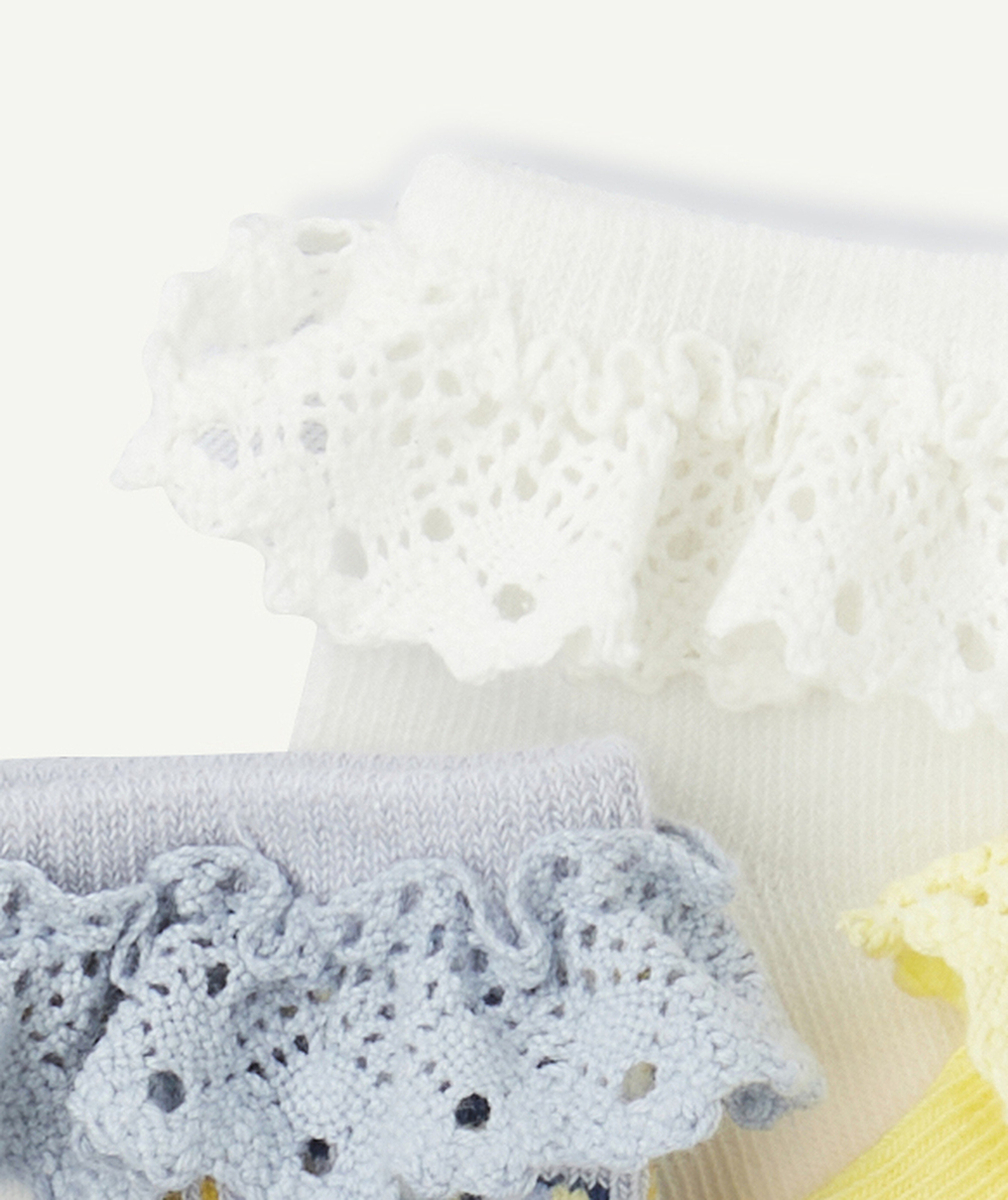 lot de 3 paires de socquettes bébé fille avec volants brodés