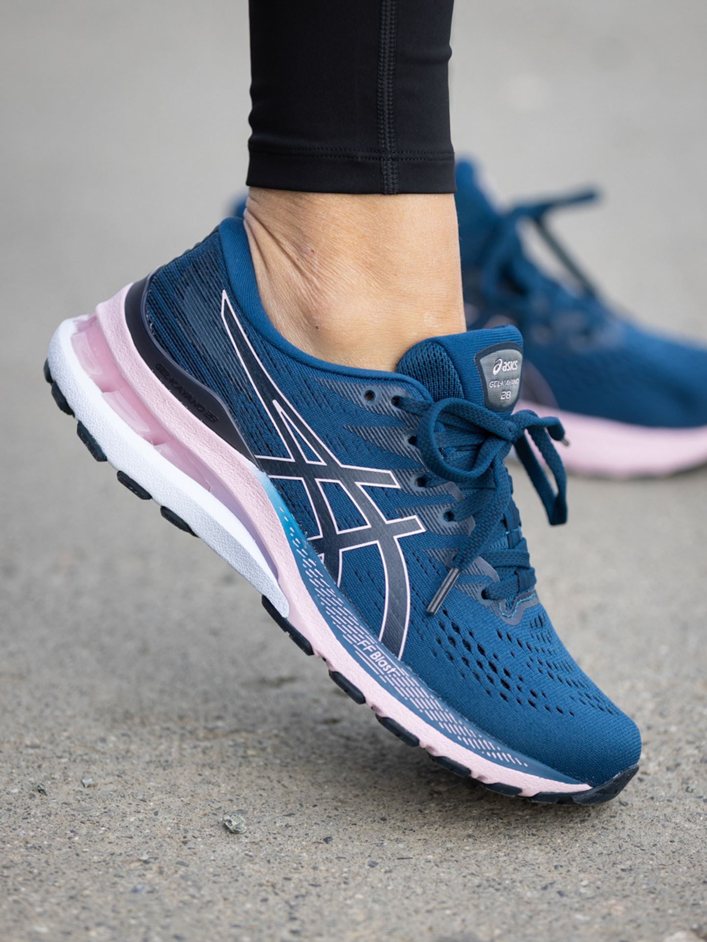 Gel-Kayano 28