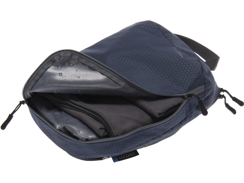 cocoon Kleiderbeutel Two-in-One Separated Packing Kleidersack mit zwei voneinander getrennten Taschen