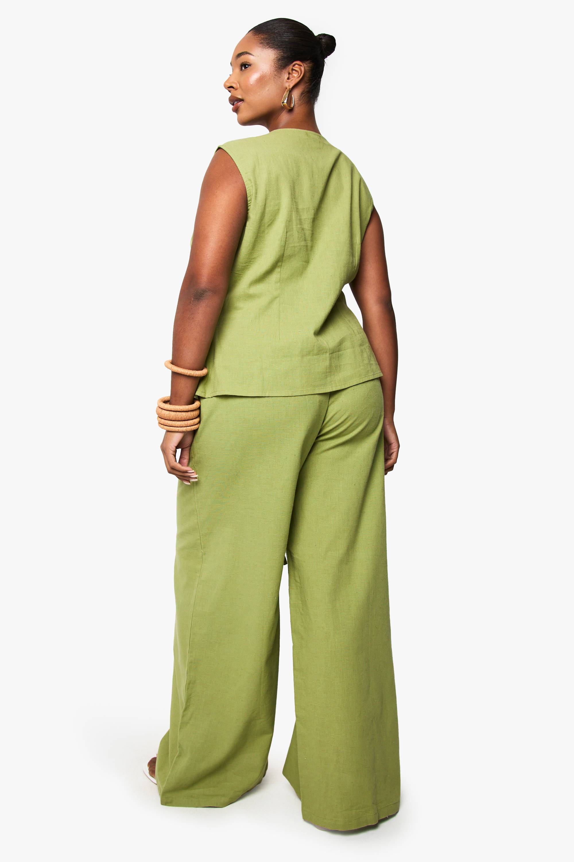 boohoo Plus Tie Front Sleeveless Top And Paperbag Trouser Co-ord