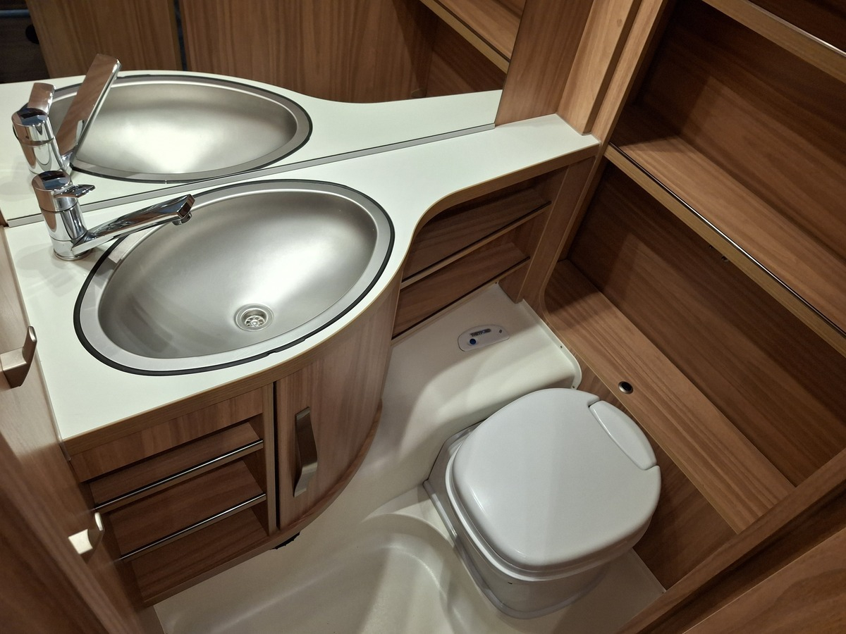 Eriba Exciting 400 2016 caravan