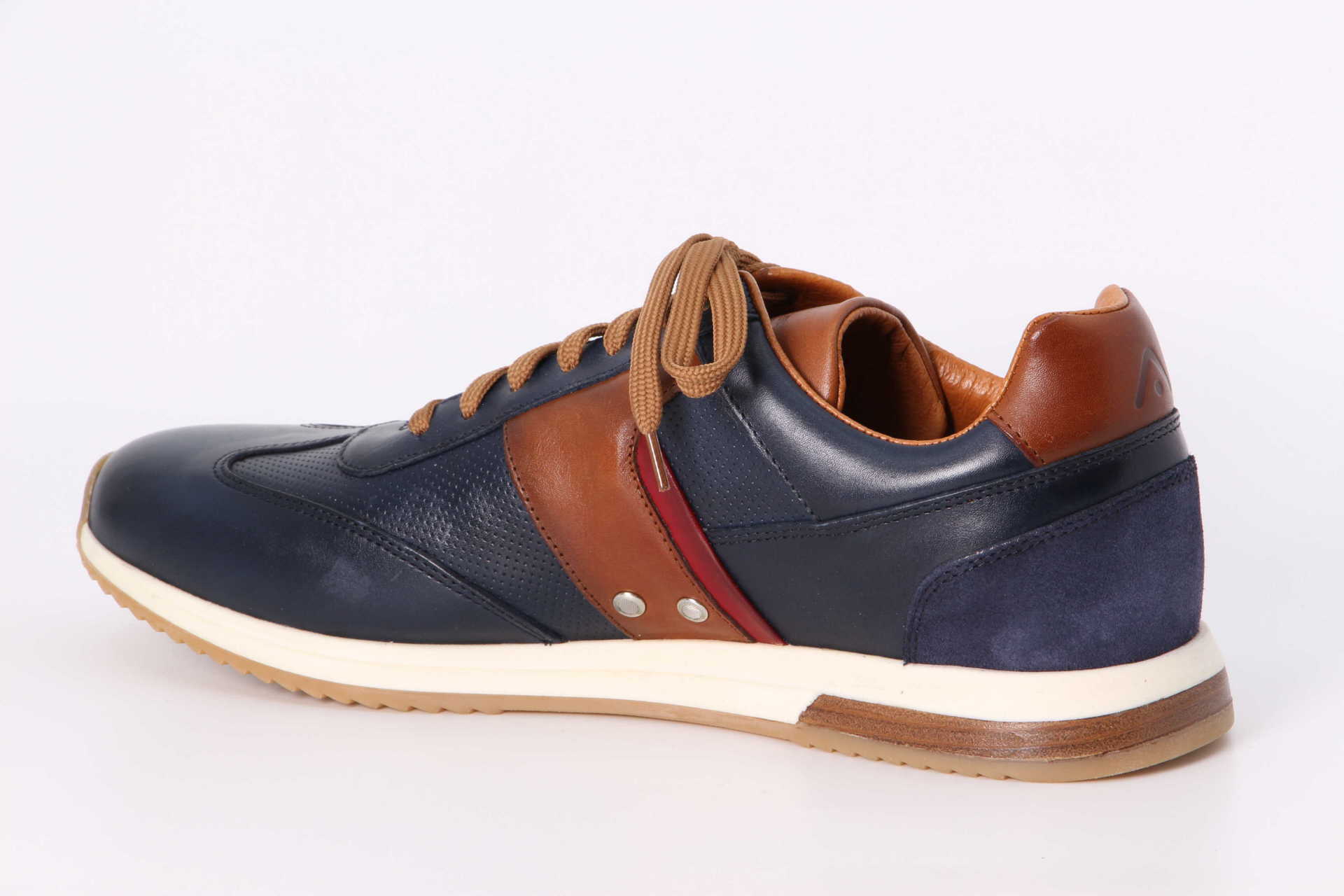 Ambitious SLOW navy