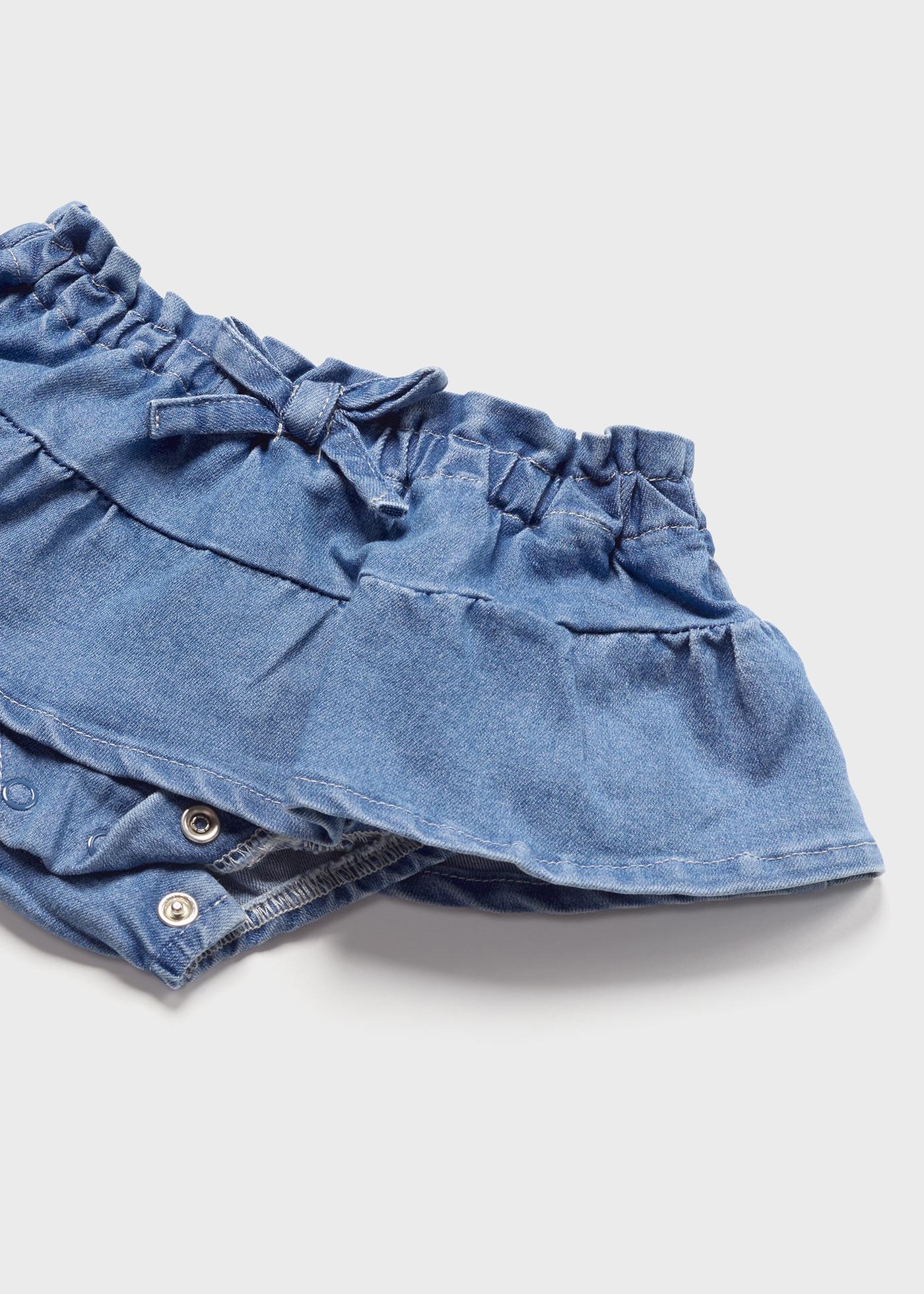 Conjunto de 2 peças em algodão sustentável para recém-nascidos.