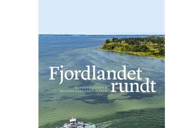 Fjordlandet rundt | Kenneth Jensen, Mogens Nørgaard Olesen | Språk: Dansk