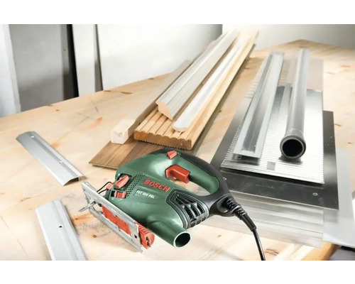 Bosch PST 700 E decoupeerzaag