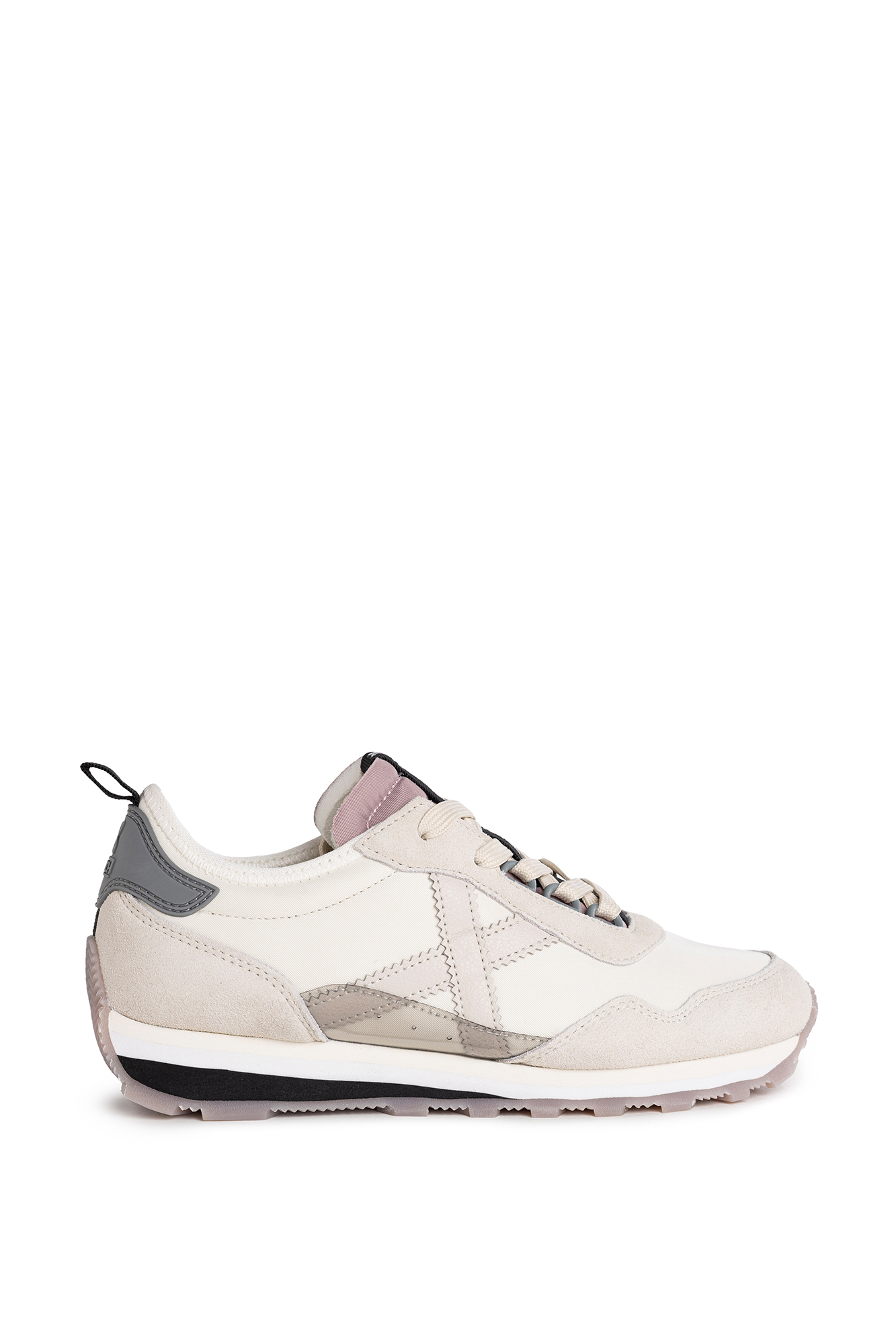 Um Sky Sneakers