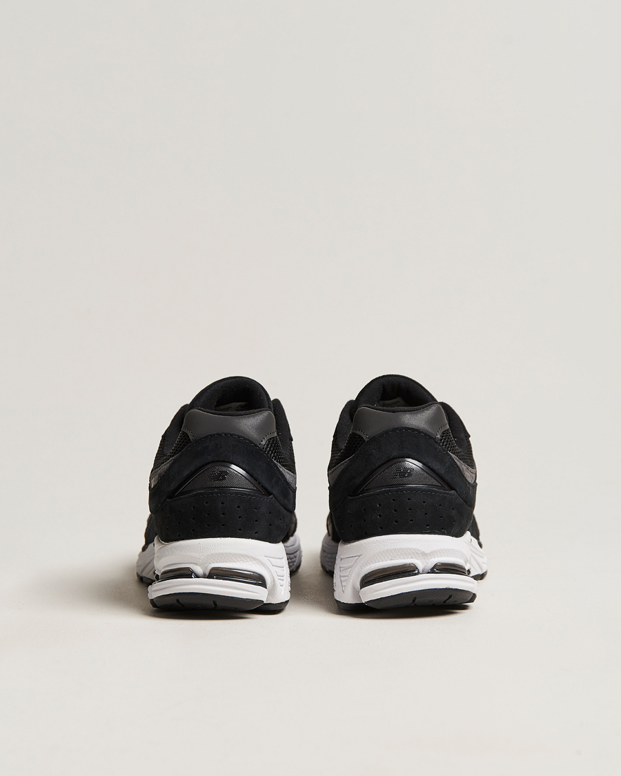 New Balance 2002R Sneakers Black