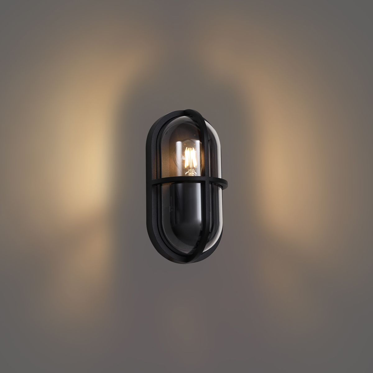 Buiten wandlamp zwart ovaal IP65 - Target