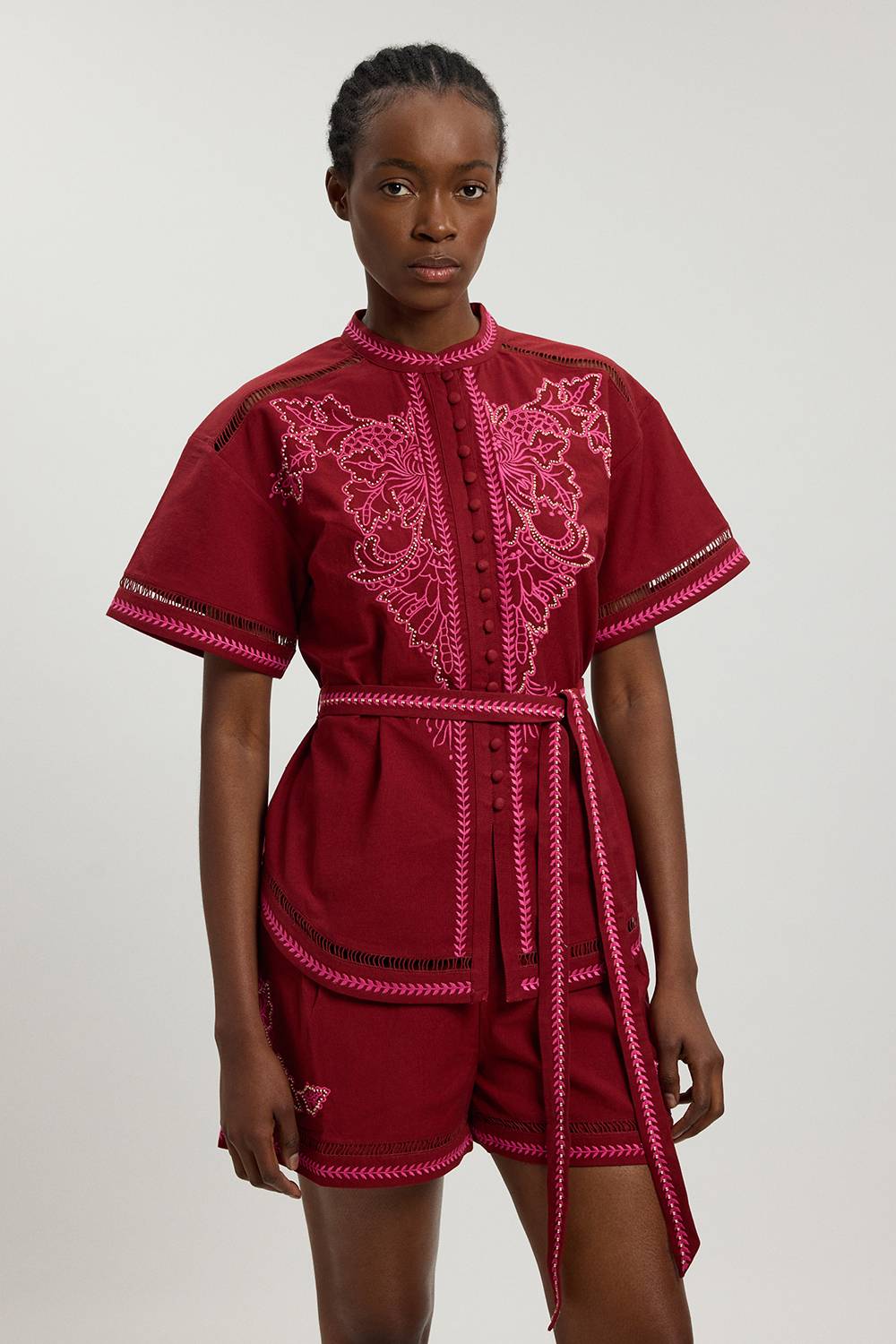 KarenMillen Ensemble Coordonné Chemise Brodée De Perles En Mélange De Lin