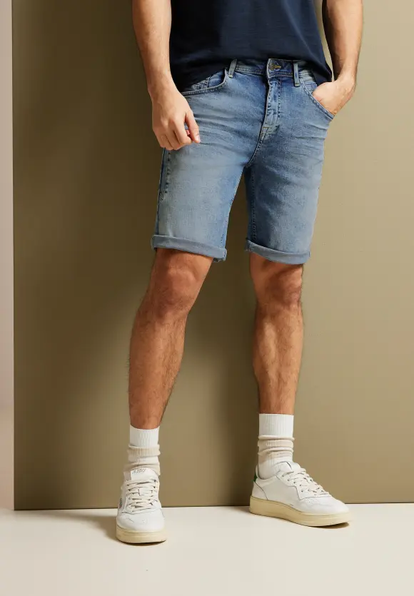Regular Fit Jeansshorts - light blue random wash