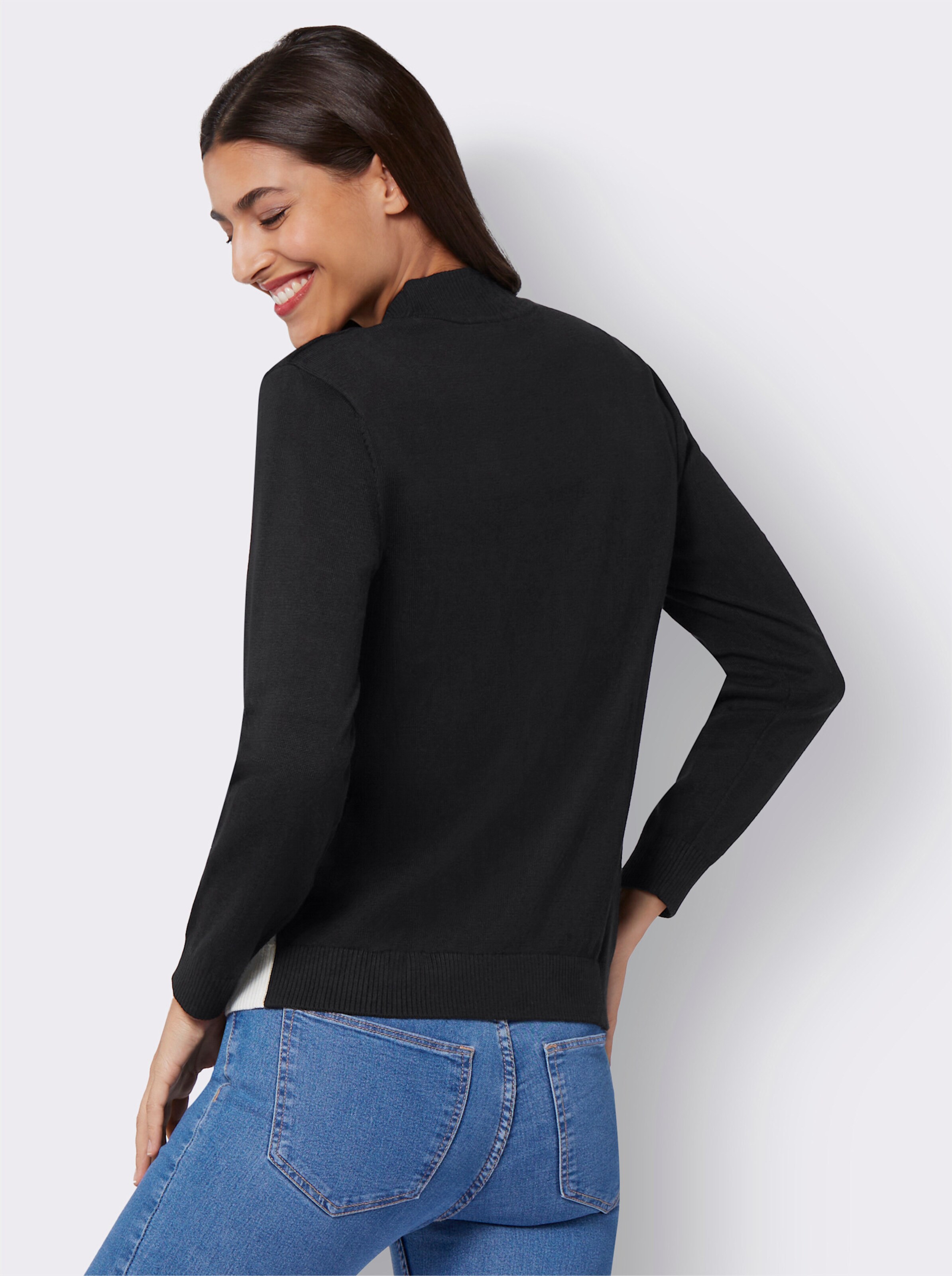 Stehkragenpullover mit glänzenden Ziersteinchen