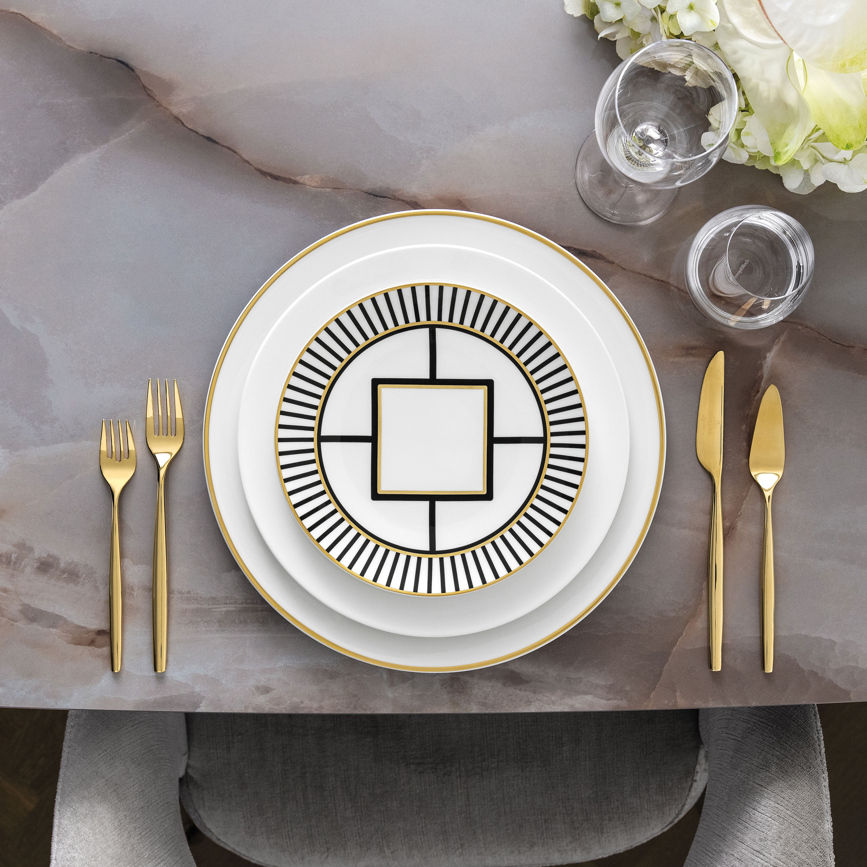 MetroChic Appetizer and dessert plate Multi-colored, 8.7'', Premium Bone Porcelain