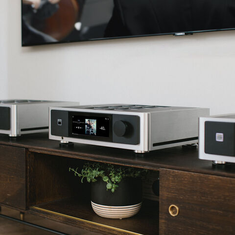 NAD M66 – high-end DAC-voorversterker met streaming
