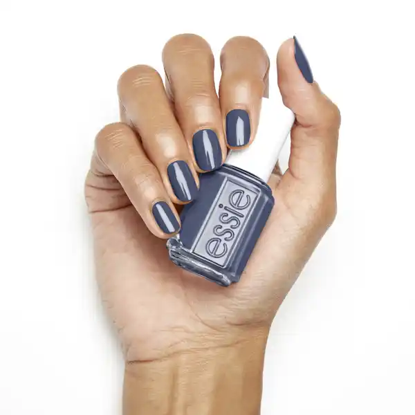 Nagellack 896 to me from me