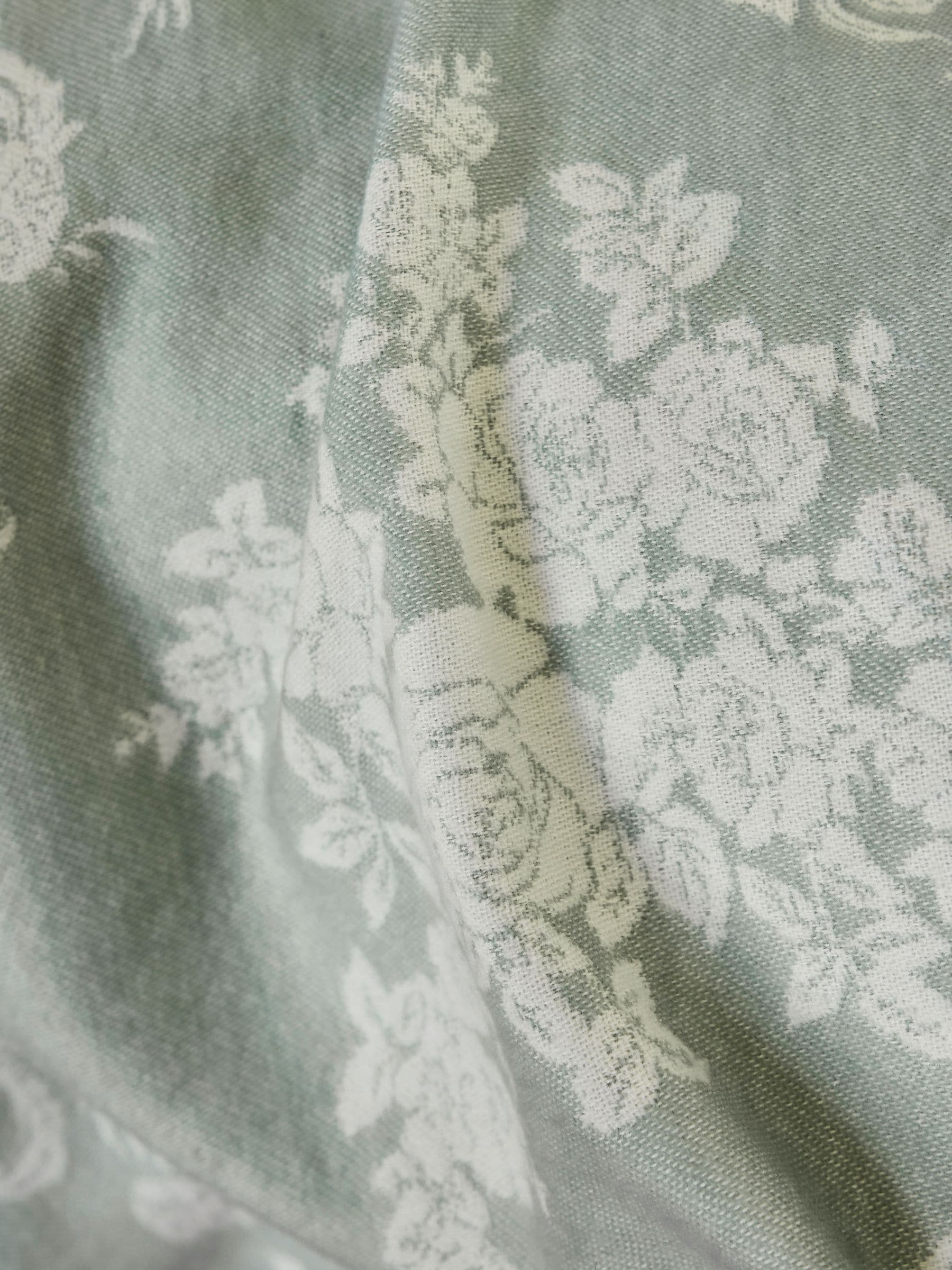 Shabby Chic by Rachel Ashwell® geborstelde bedloper
