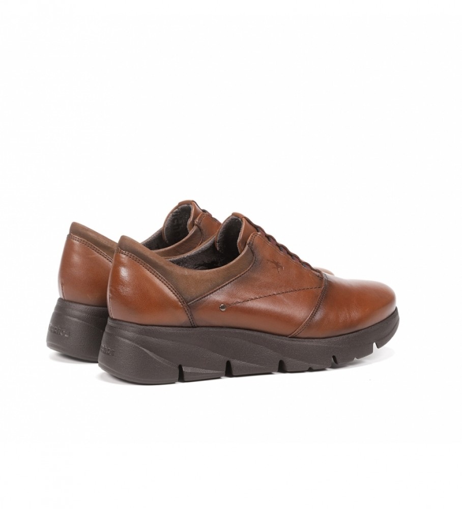 Sapatos Fluchos F1357 em couro marrom