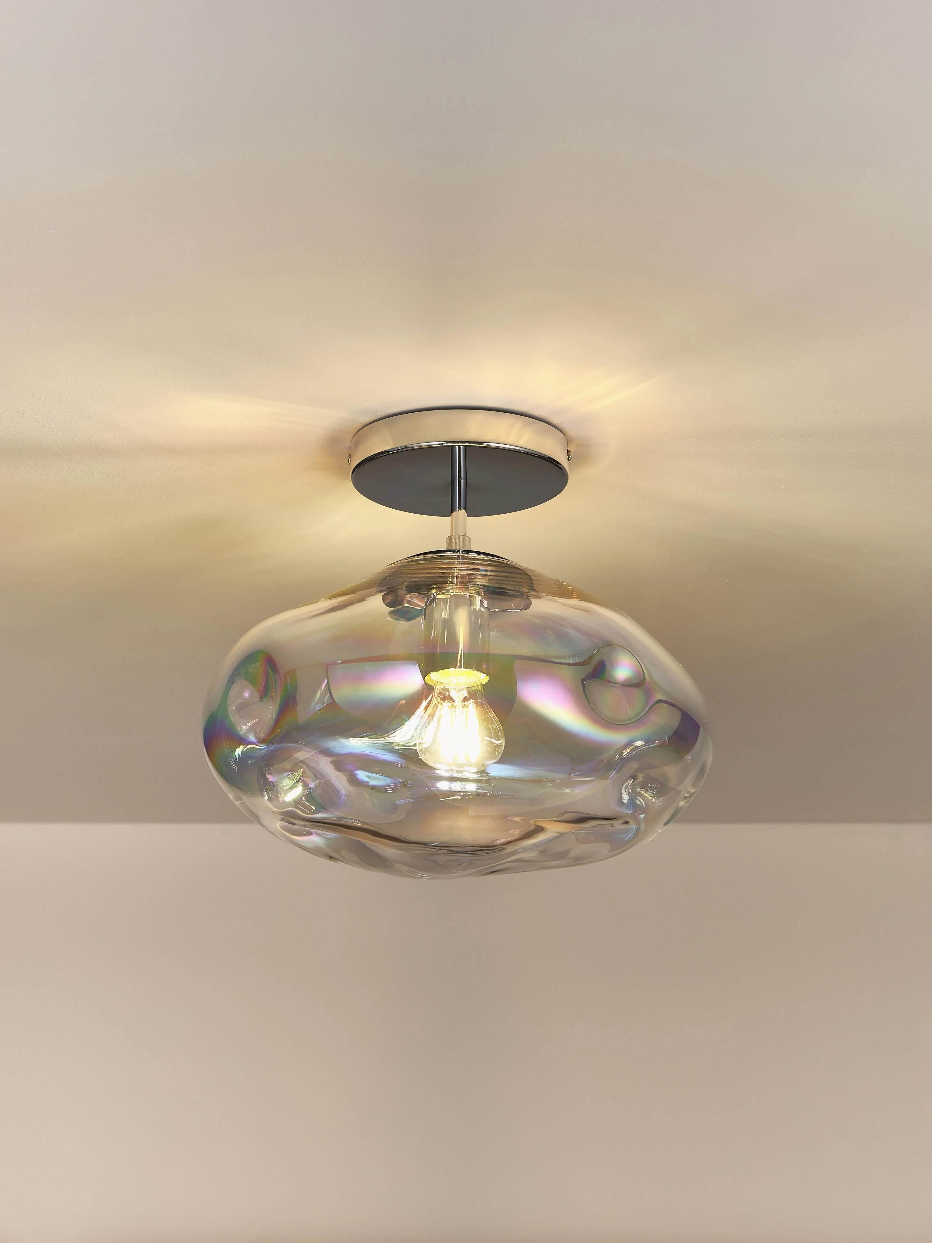 Plafondlamp Amora van iriserend glas