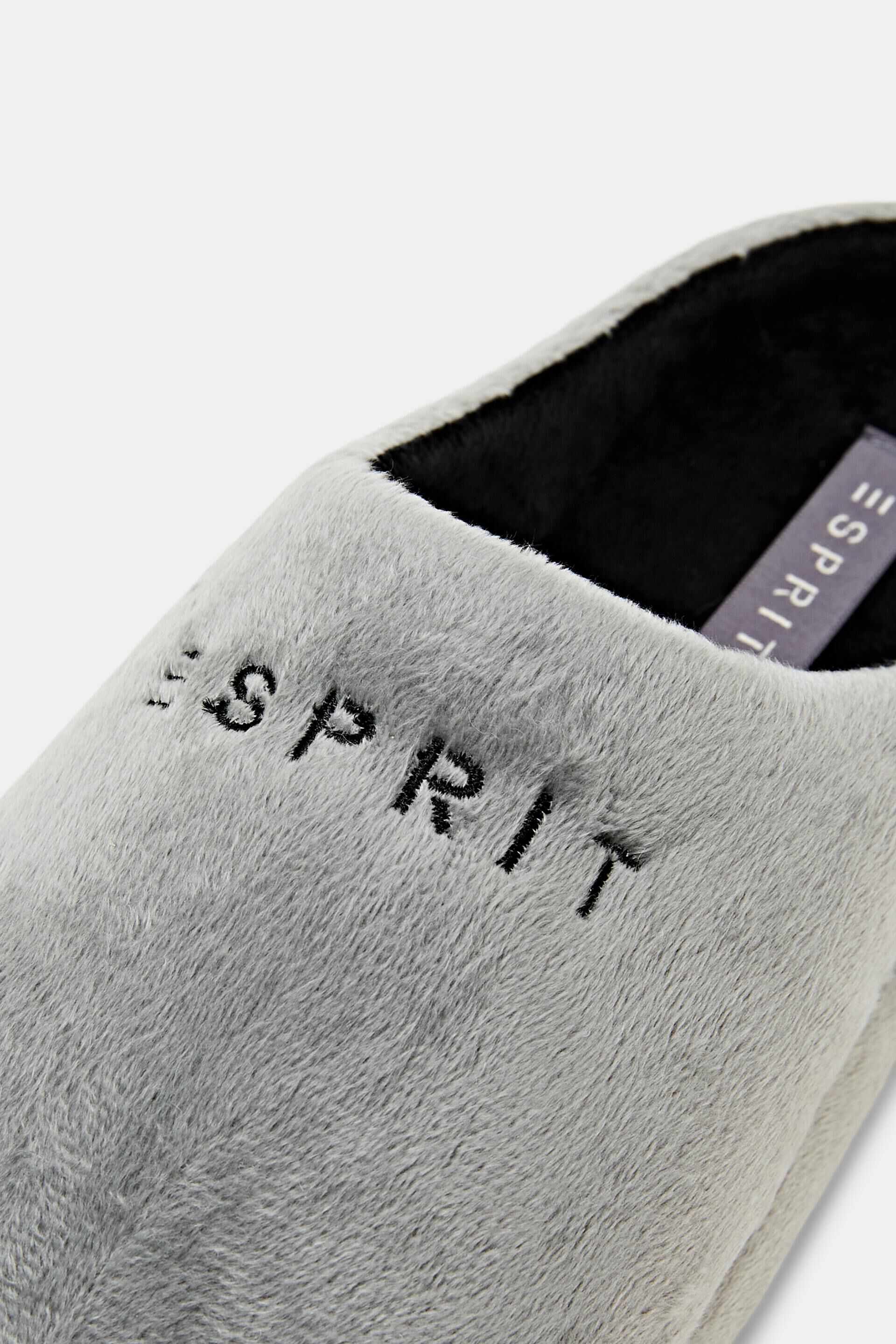 Shoes textile