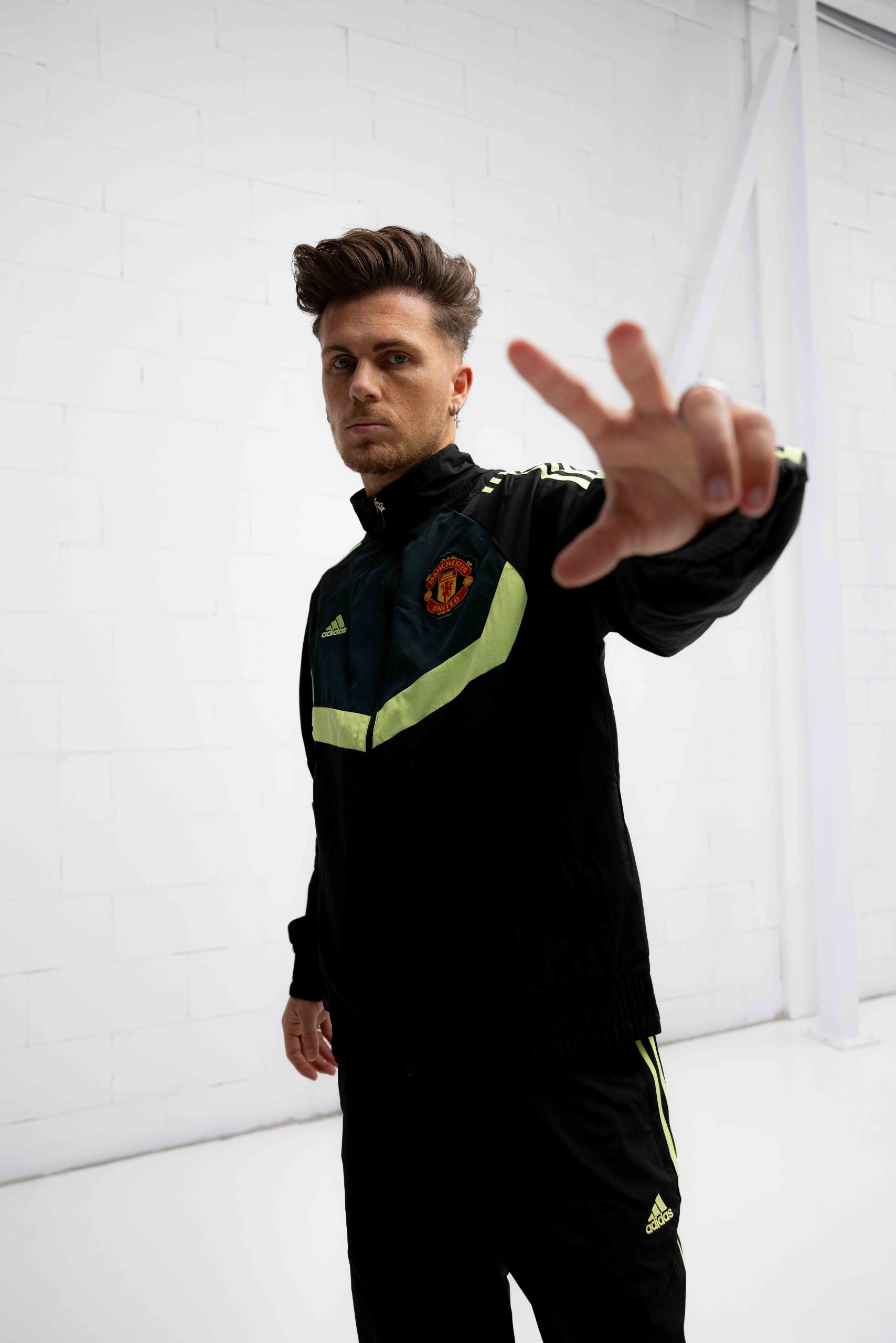 Manchester United Woven Trainingspak Senior 2023/2024