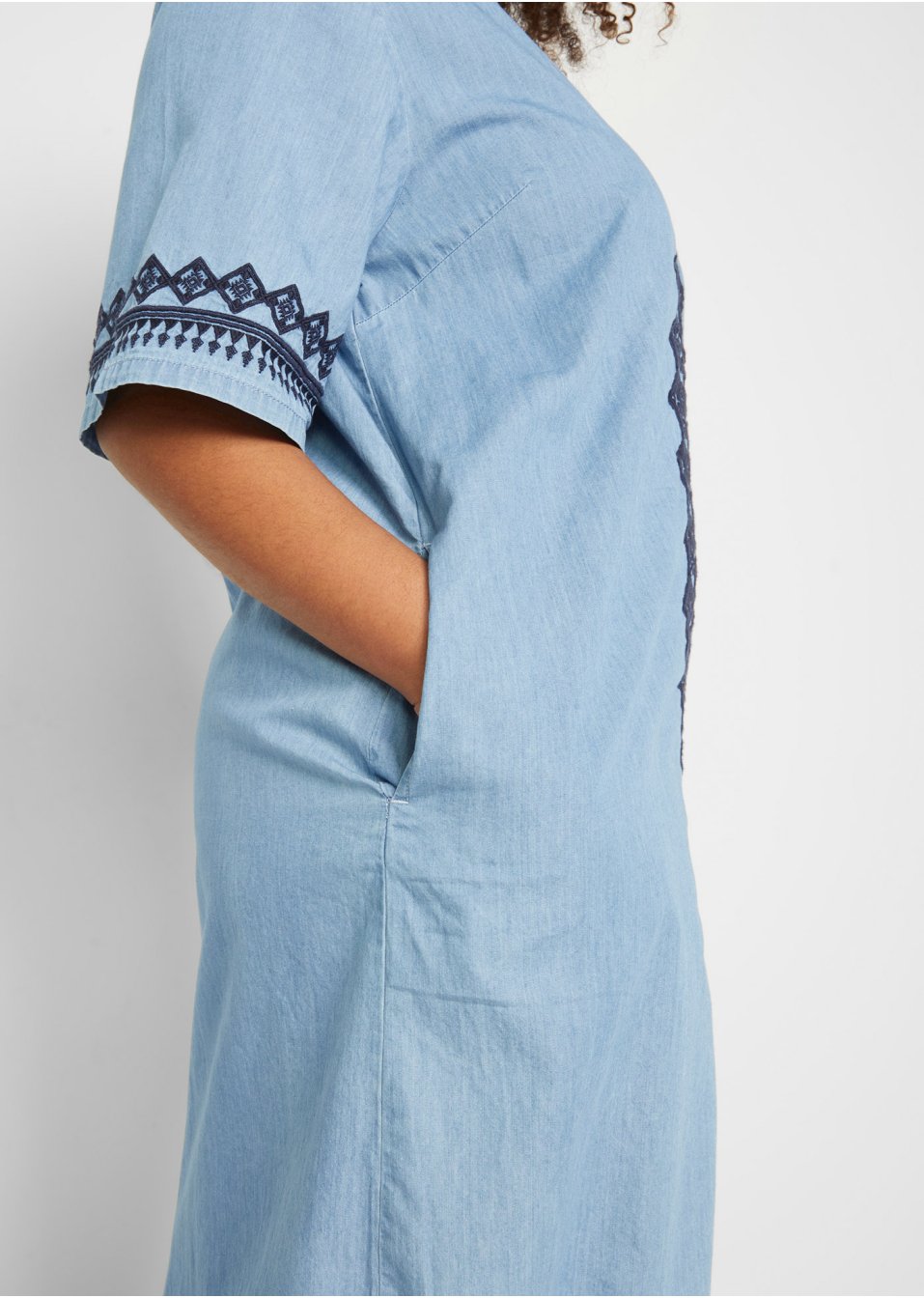 Robe-tunique en jean avec imprimé broderie