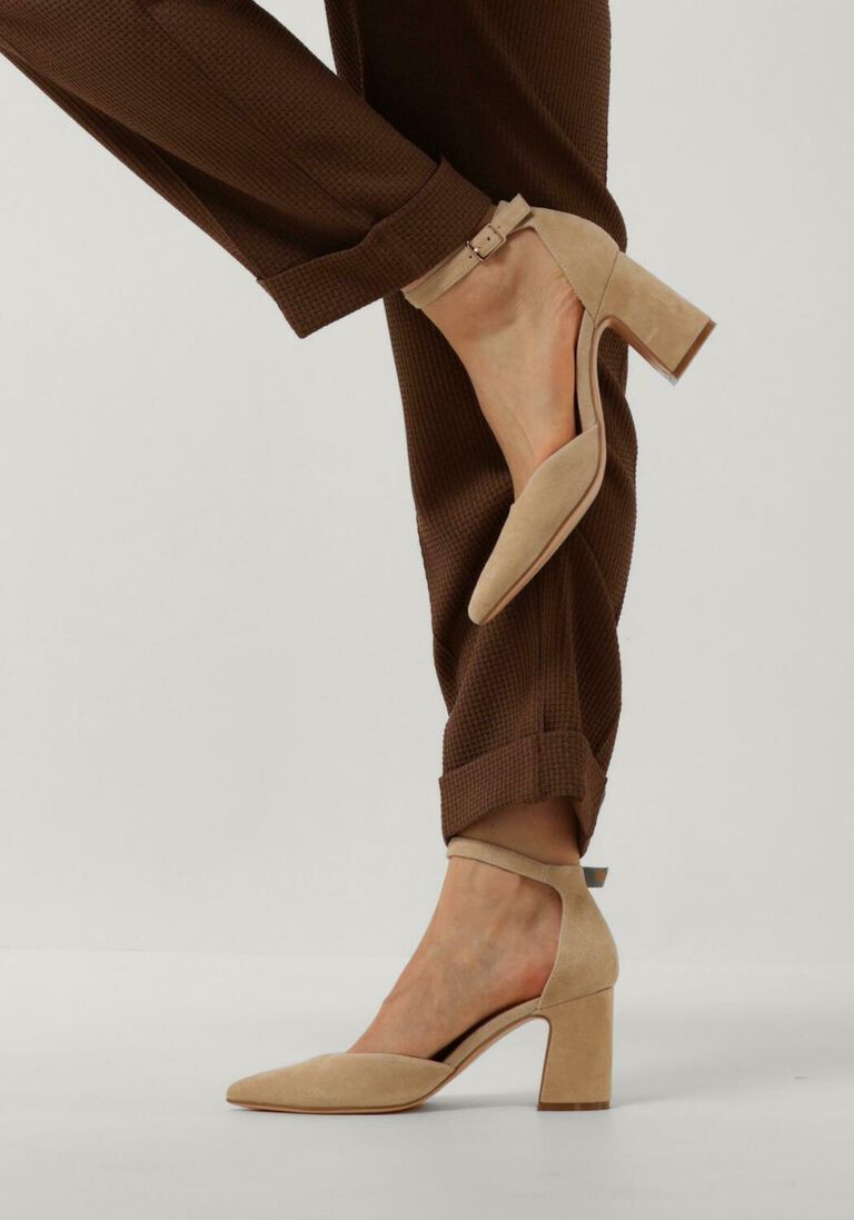OMODA beige omoda pumps mavis03