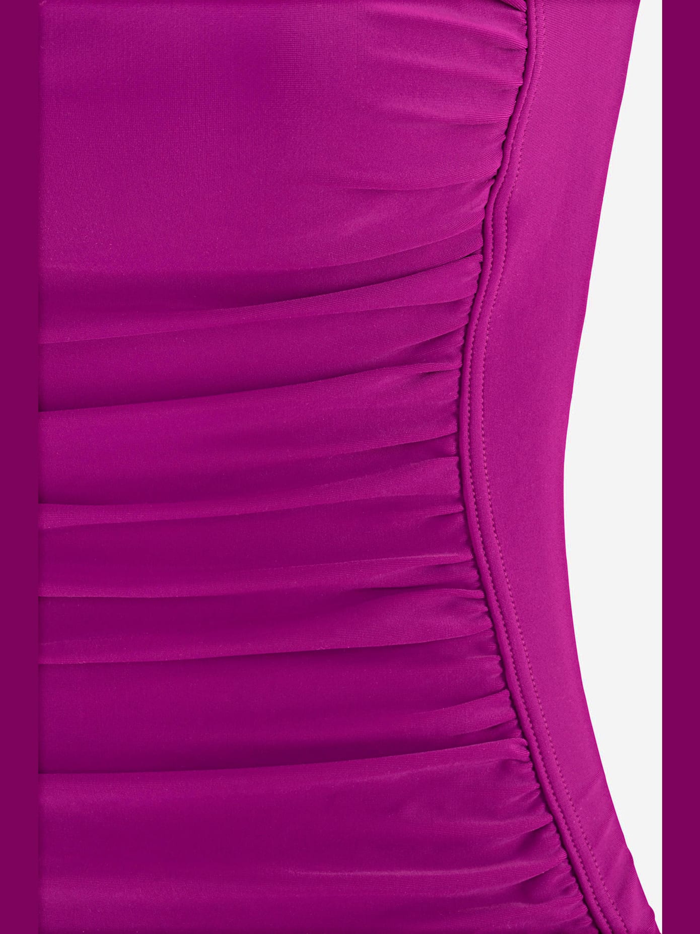 Maillot de bain idéal pour les grandes tailles, jusqu'au bon. e