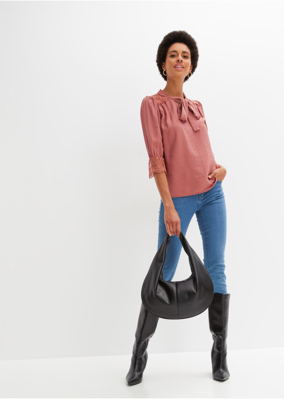 Tunique-blouse avec dentelle