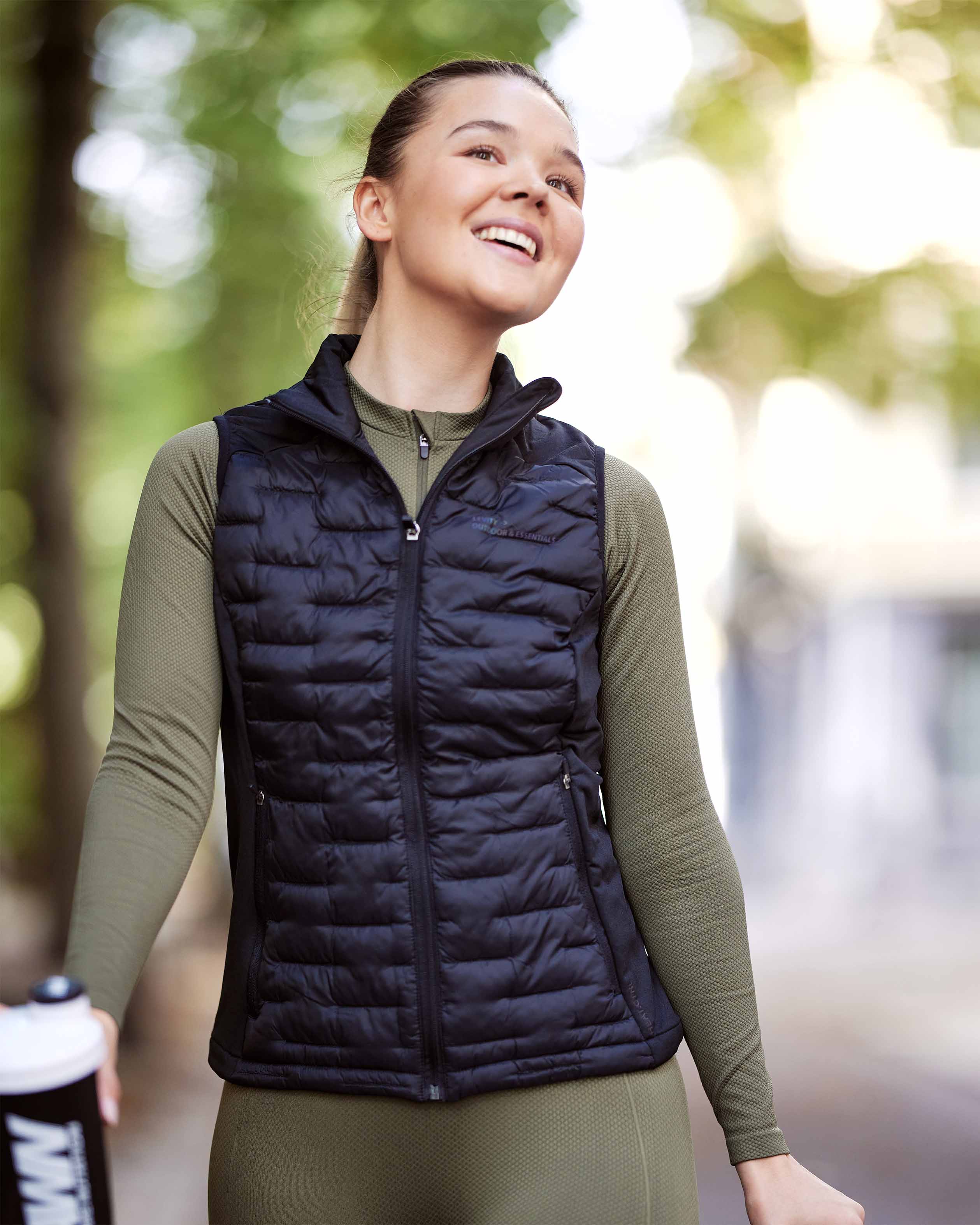 LEVITY Ultra Tech Hybrid Vest Pitch Black