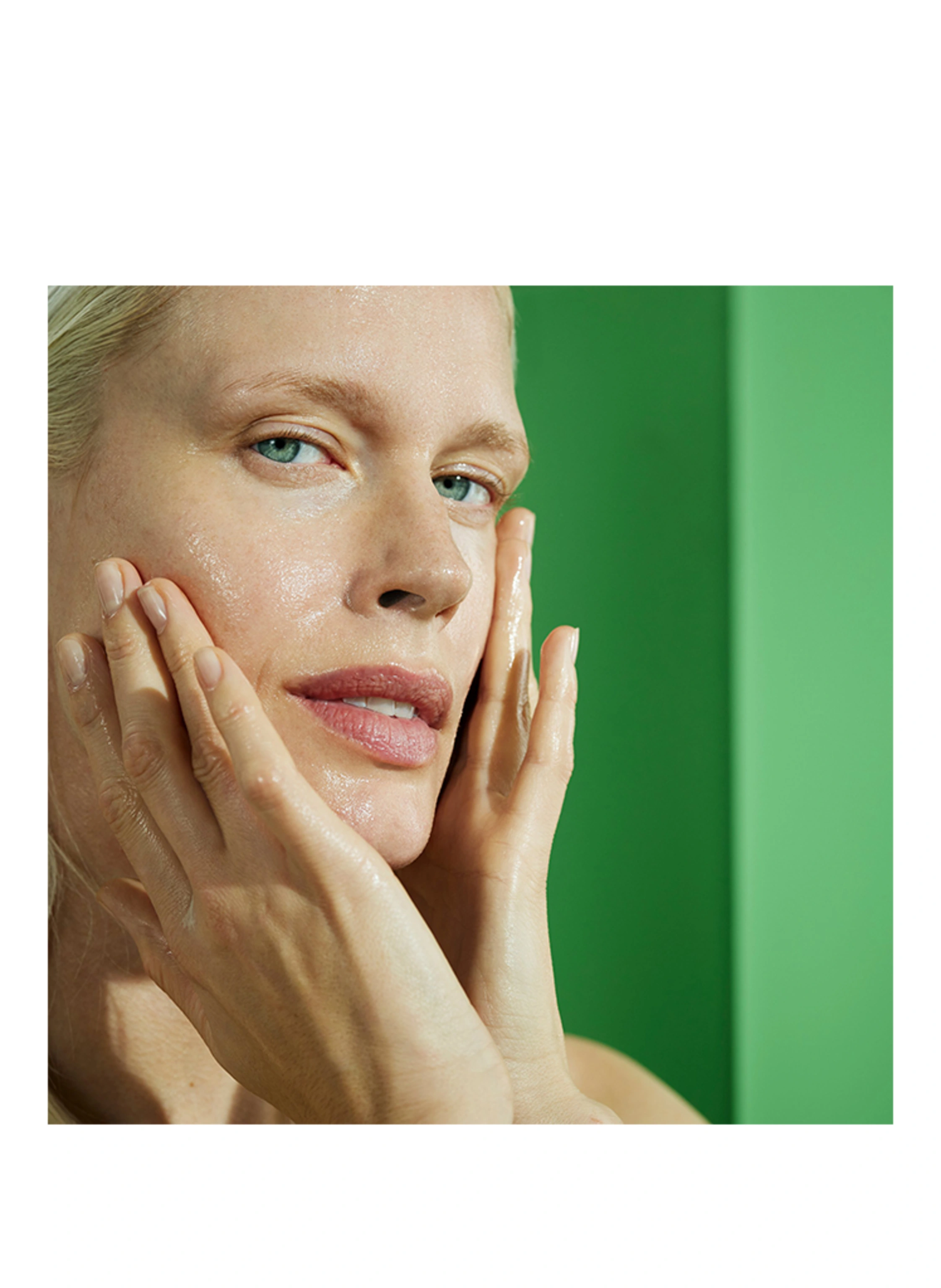 BIOEFFECT FACIAL CLEANSER