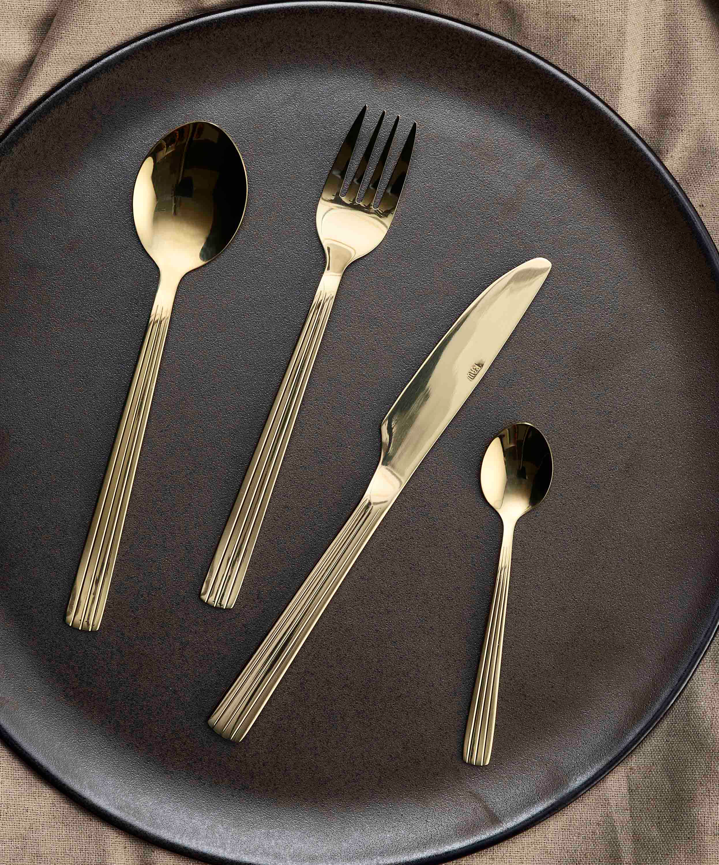 RAW  Bestiksæt, champagne guld - 16 dele