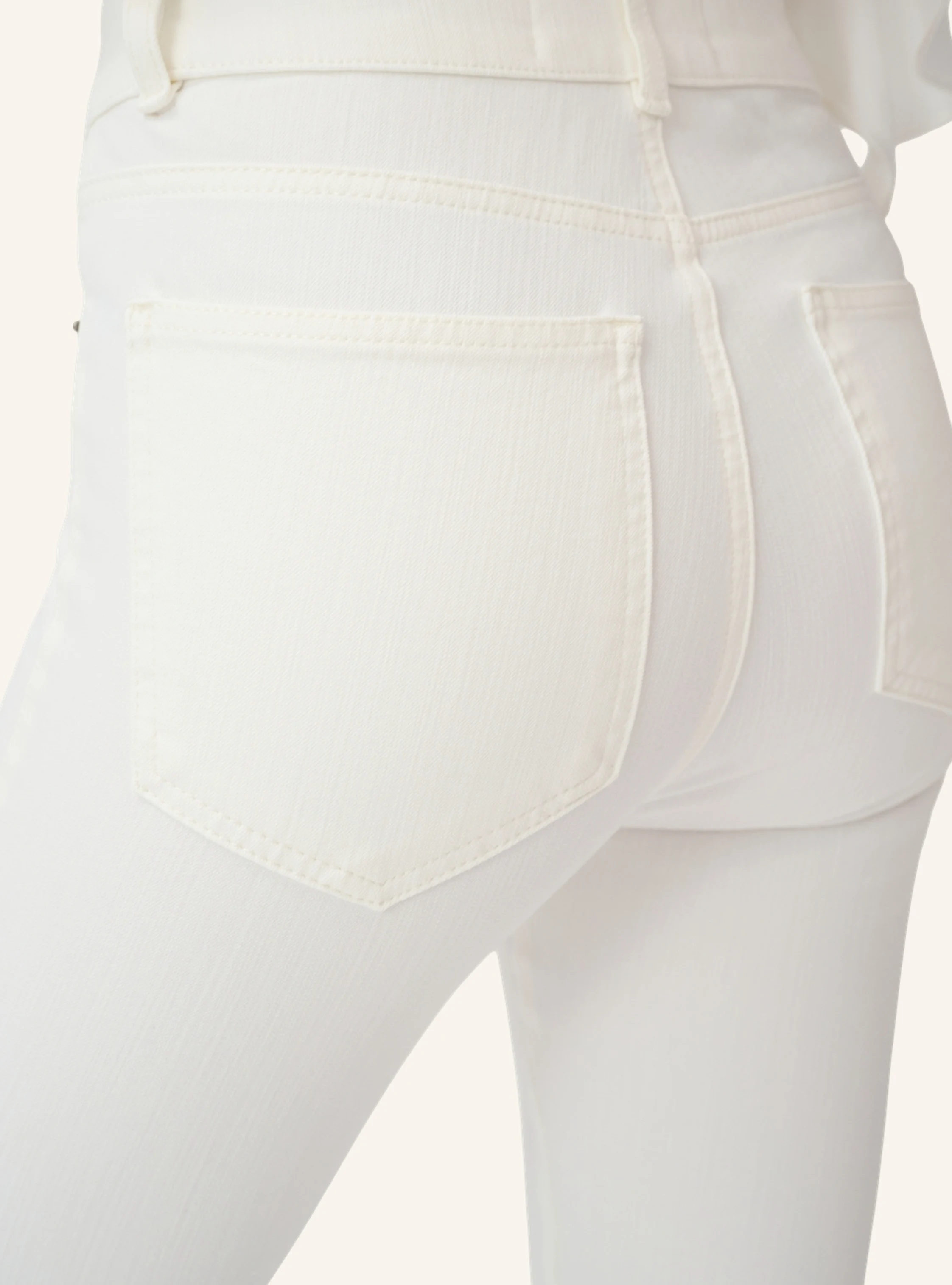 ITEM m6 7/8-Jeans CROPPED HIGH RISE mit Shaping-Effekt